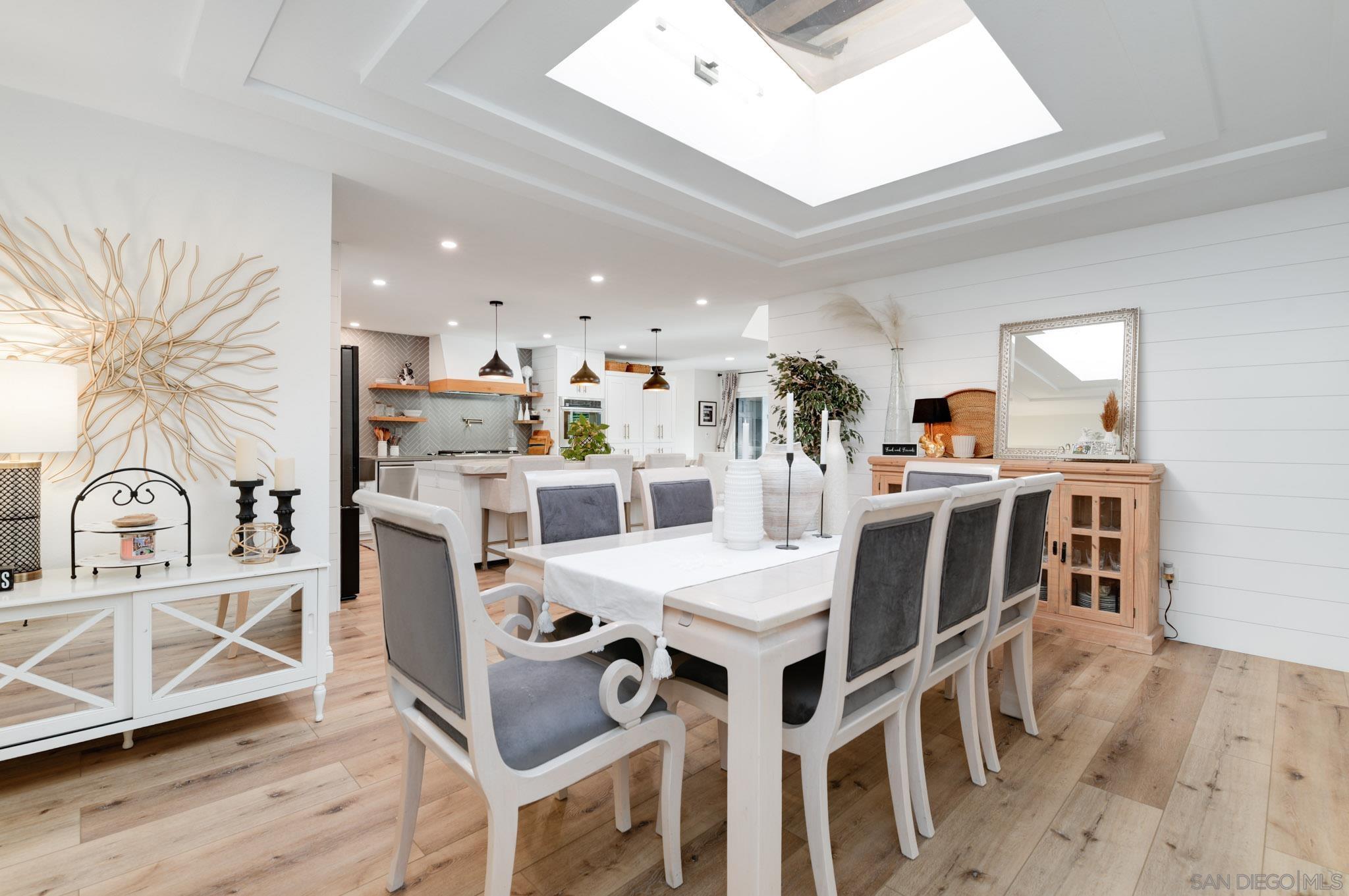 Detail Gallery Image 7 of 48 For 13555  Sagewood Dr, Poway,  CA 92064 - 5 Beds | 4/1 Baths