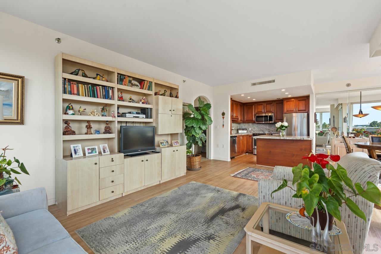 Detail Gallery Image 5 of 24 For 3890  Nobel Dr  #506,  San Diego,  CA 92122 - 2 Beds | 2 Baths