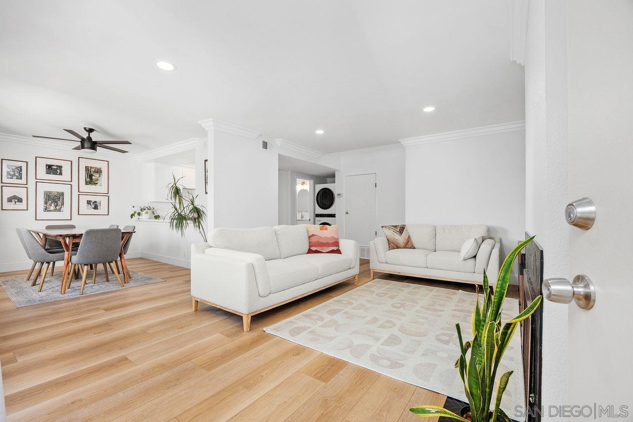 Front Image Thumbnail for SD250041259