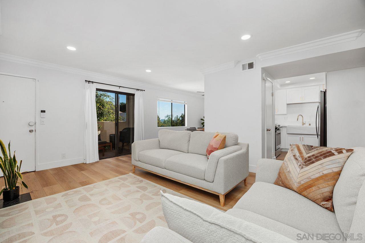 Detail Gallery Image 11 of 32 For 6903  Quail Place Unit G, Carlsbad,  CA 92009 - 2 Beds | 1/1 Baths