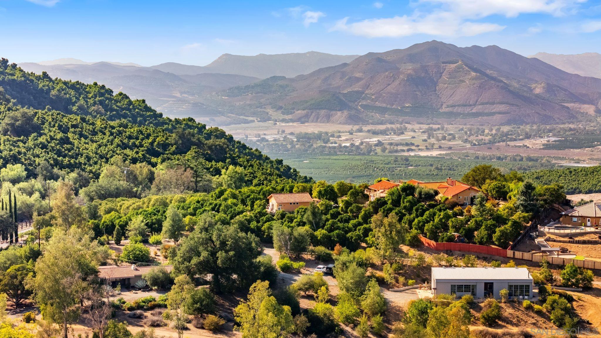 Detail Gallery Image 13 of 71 For 17711  South Mesa Drive, Pauma Valley,  CA 92061 - 3 Beds | 2 Baths