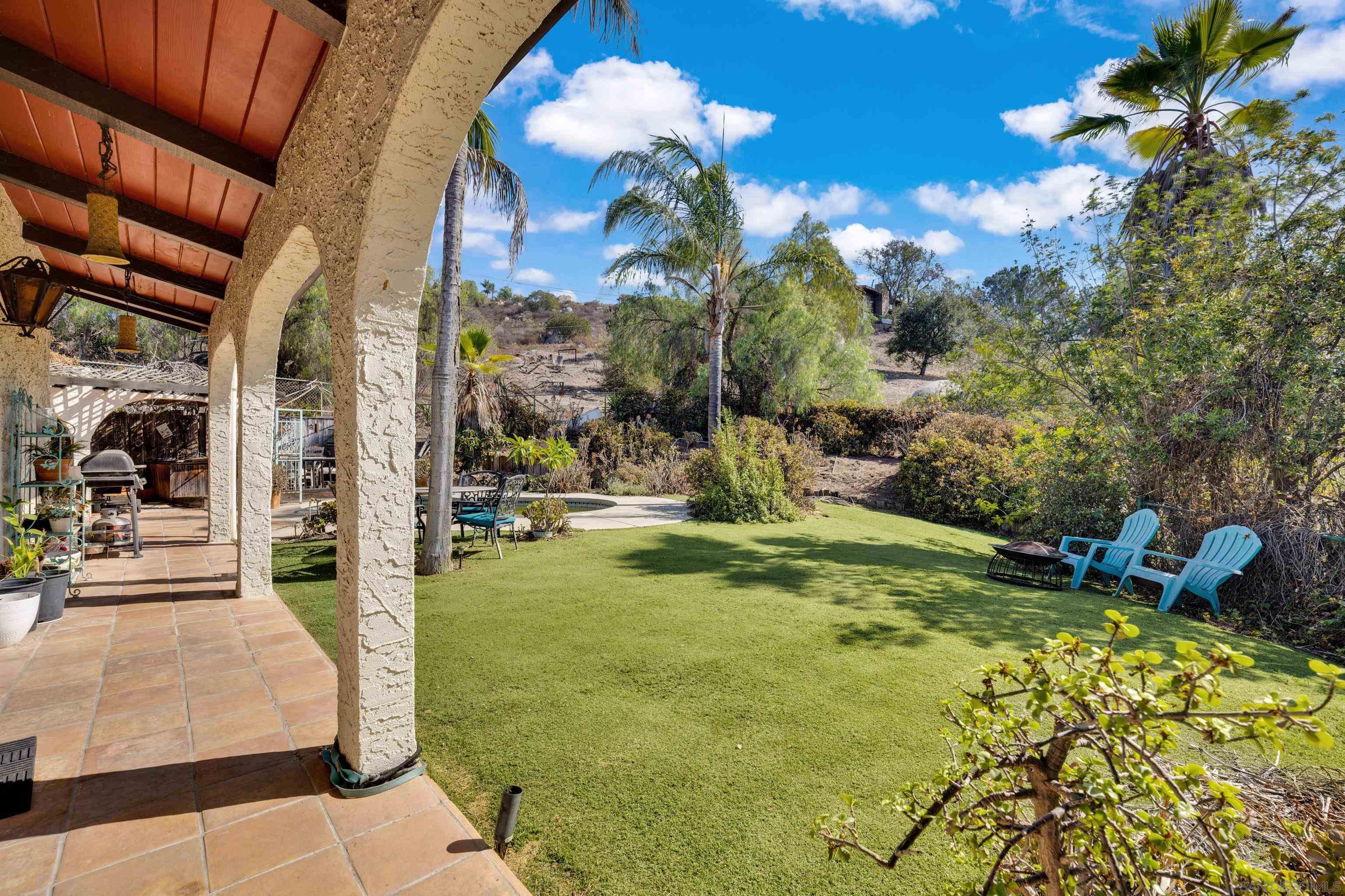 Detail Gallery Image 30 of 38 For 1876  Vista Way, El Cajon,  CA 92019 - 5 Beds | 3 Baths