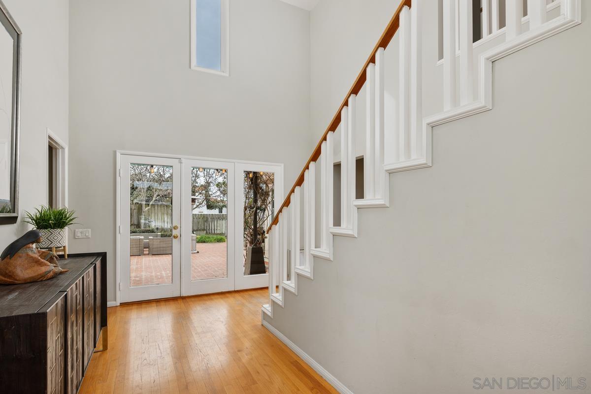 Detail Gallery Image 7 of 35 For 4475  Tivoli St, San Diego,  CA 92107 - 4 Beds | 2/1 Baths