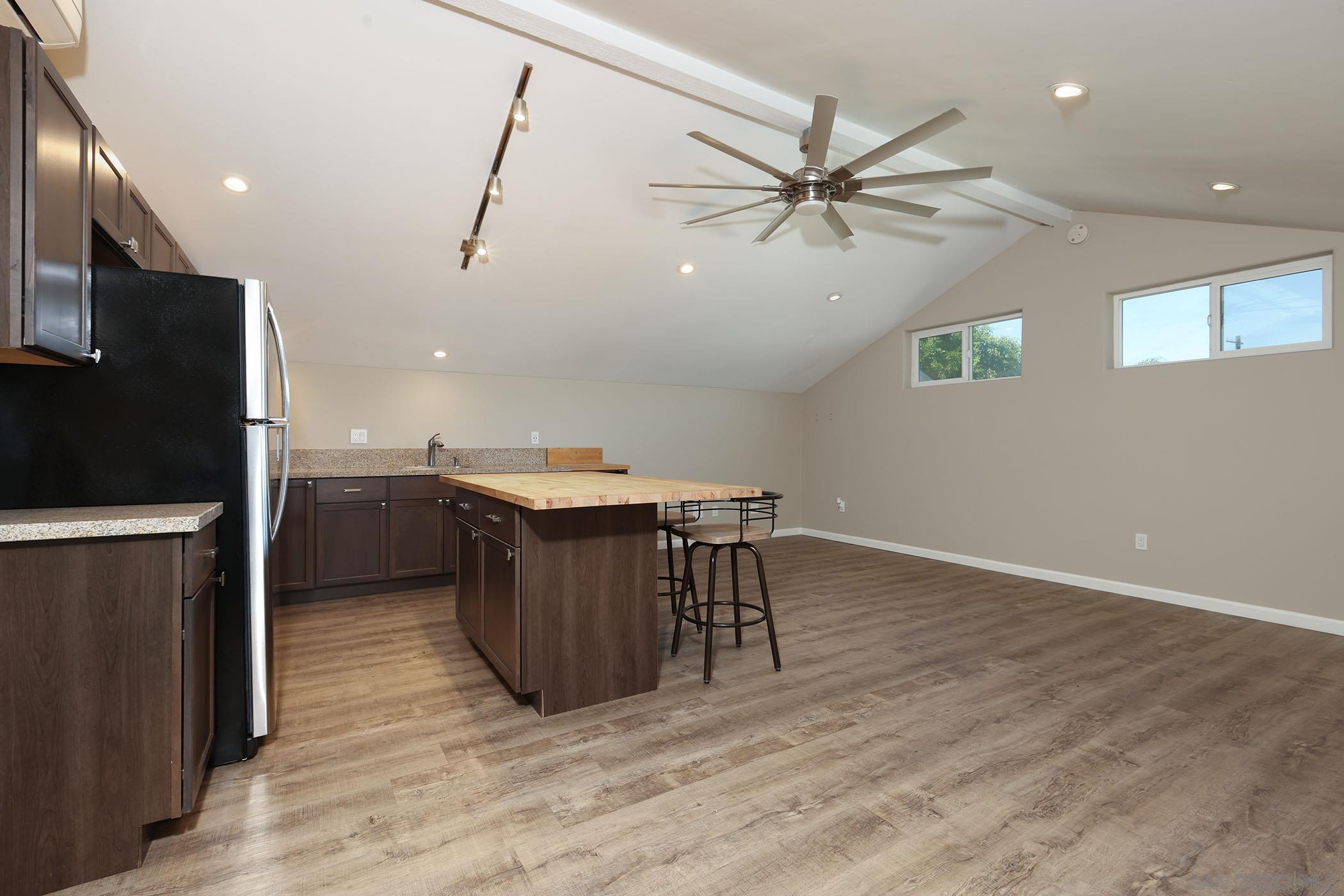 Detail Gallery Image 25 of 29 For 1687  Gecko Road, Vista,  CA 92083 - 4 Beds | 4/1 Baths