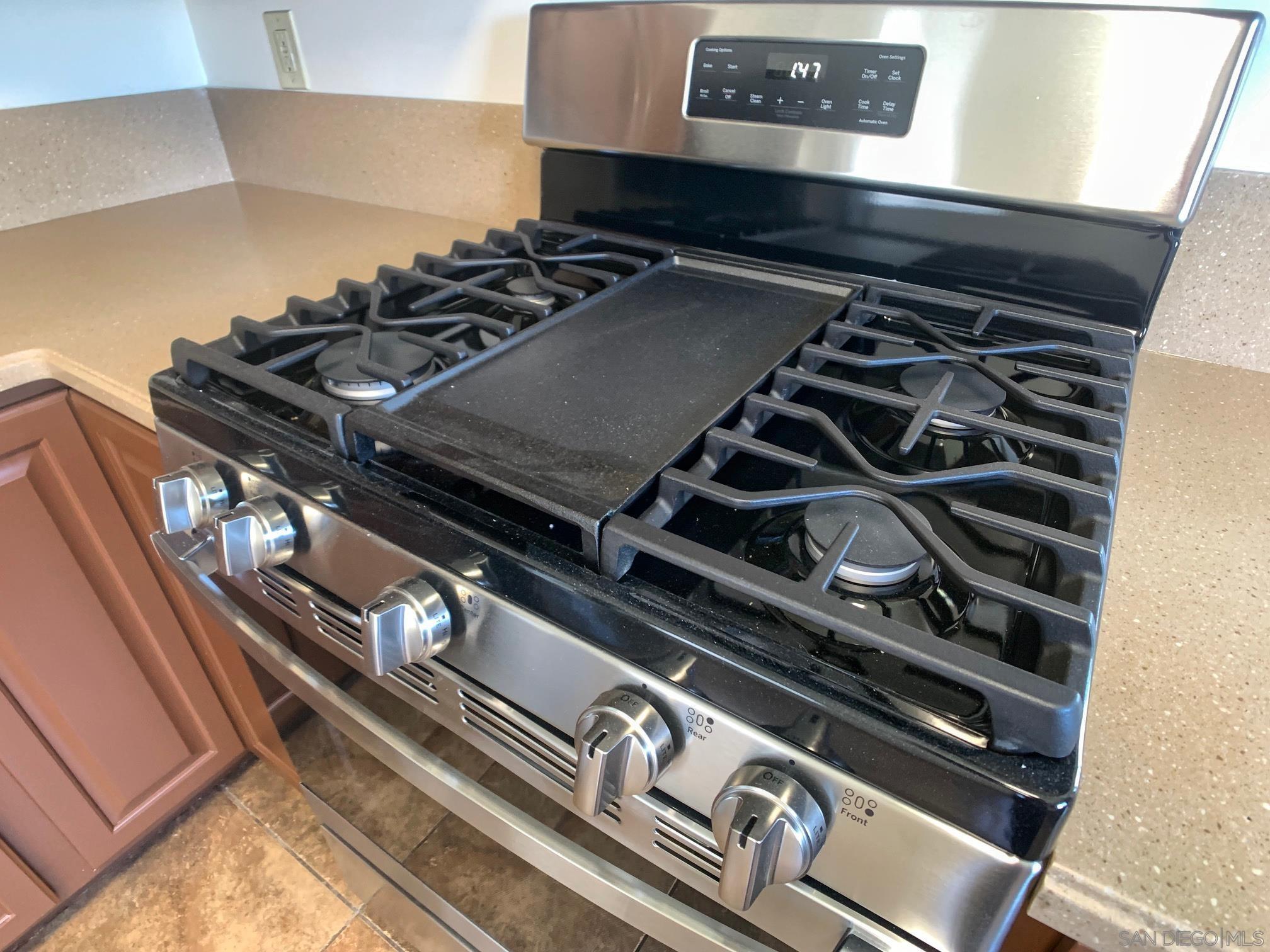 Detail Gallery Image 15 of 24 For 3320  Orange Avenue, San Diego,  CA 92104 - 2 Beds | 1 Baths