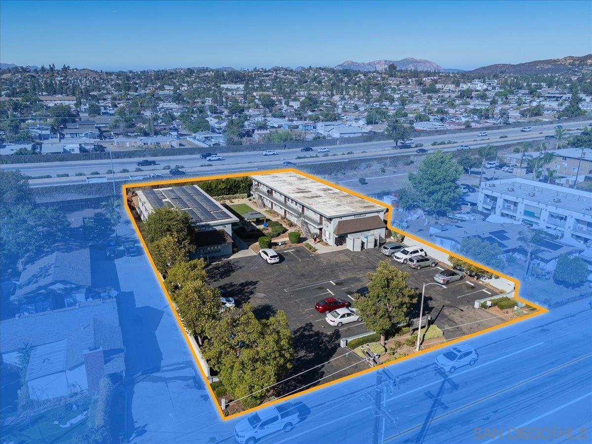 Detail Gallery Image 4 of 6 For 1386-90  Oakdale Ave, El Cajon,  CA 92021 - – Beds | – Baths