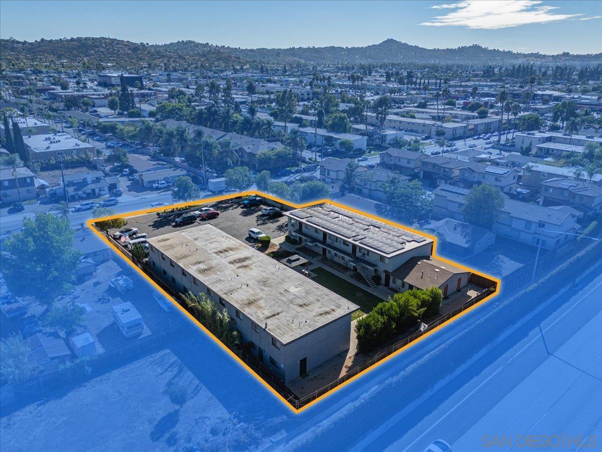 Detail Gallery Image 5 of 6 For 1386-90  Oakdale Ave, El Cajon,  CA 92021 - – Beds | – Baths