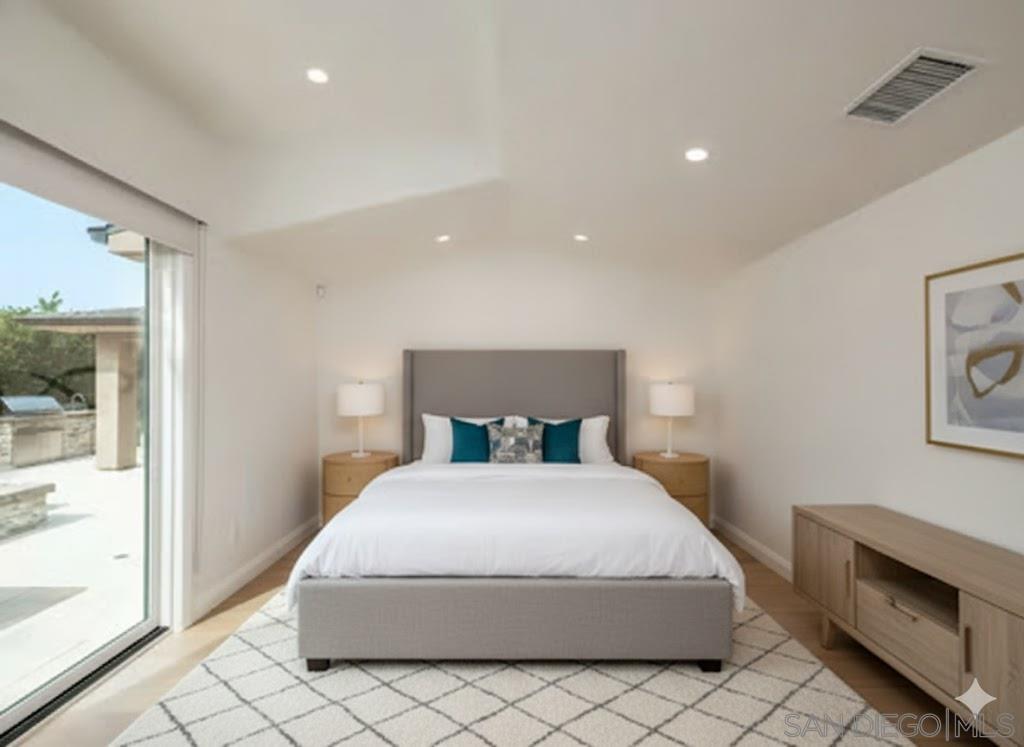 Detail Gallery Image 21 of 45 For 1879  Tahiti Drive, Costa Mesa,  CA 92626 - 4 Beds | 3/1 Baths