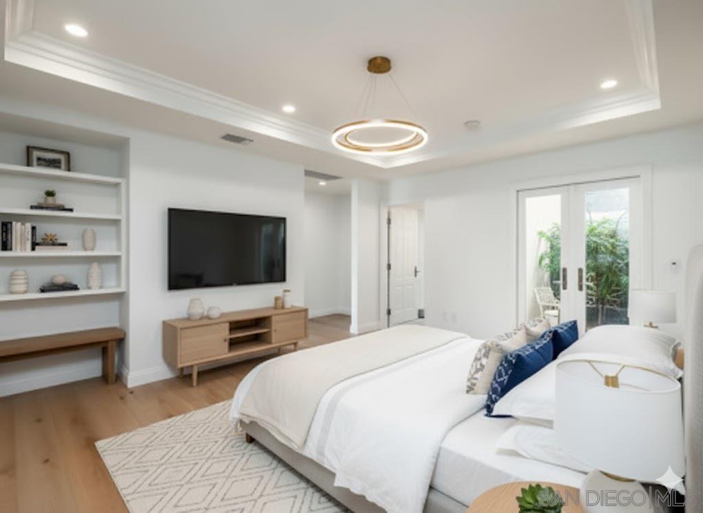 Detail Gallery Image 32 of 48 For 1879  Tahiti Drive, Costa Mesa,  CA 92626 - 4 Beds | 3/1 Baths