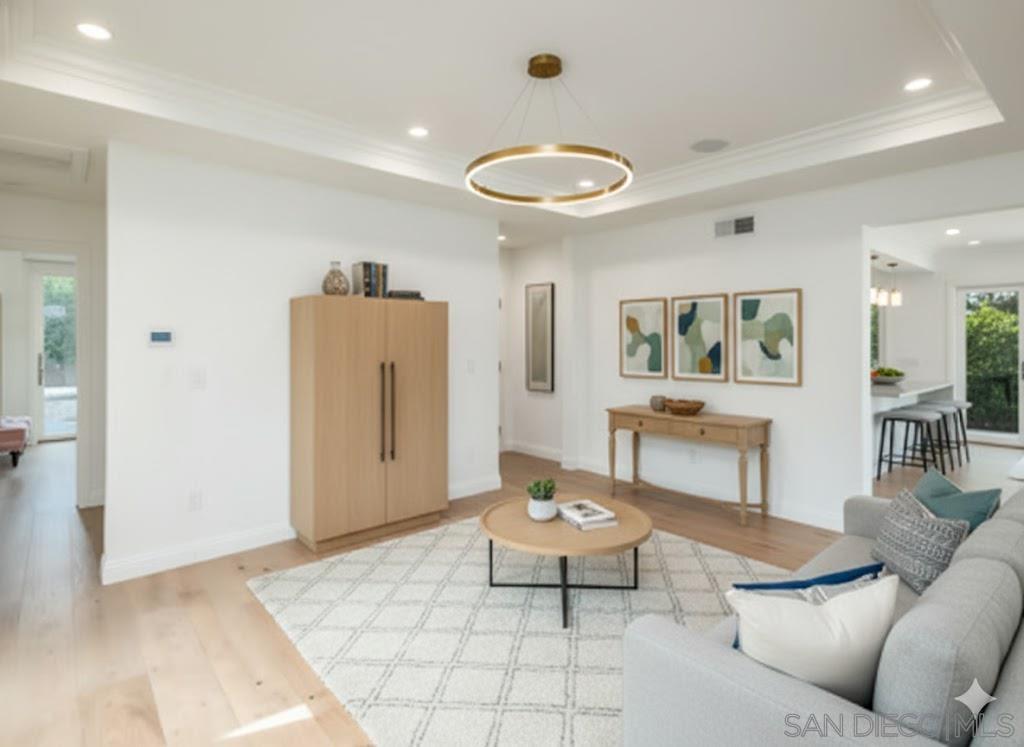 Detail Gallery Image 33 of 48 For 1879  Tahiti Drive, Costa Mesa,  CA 92626 - 4 Beds | 3/1 Baths