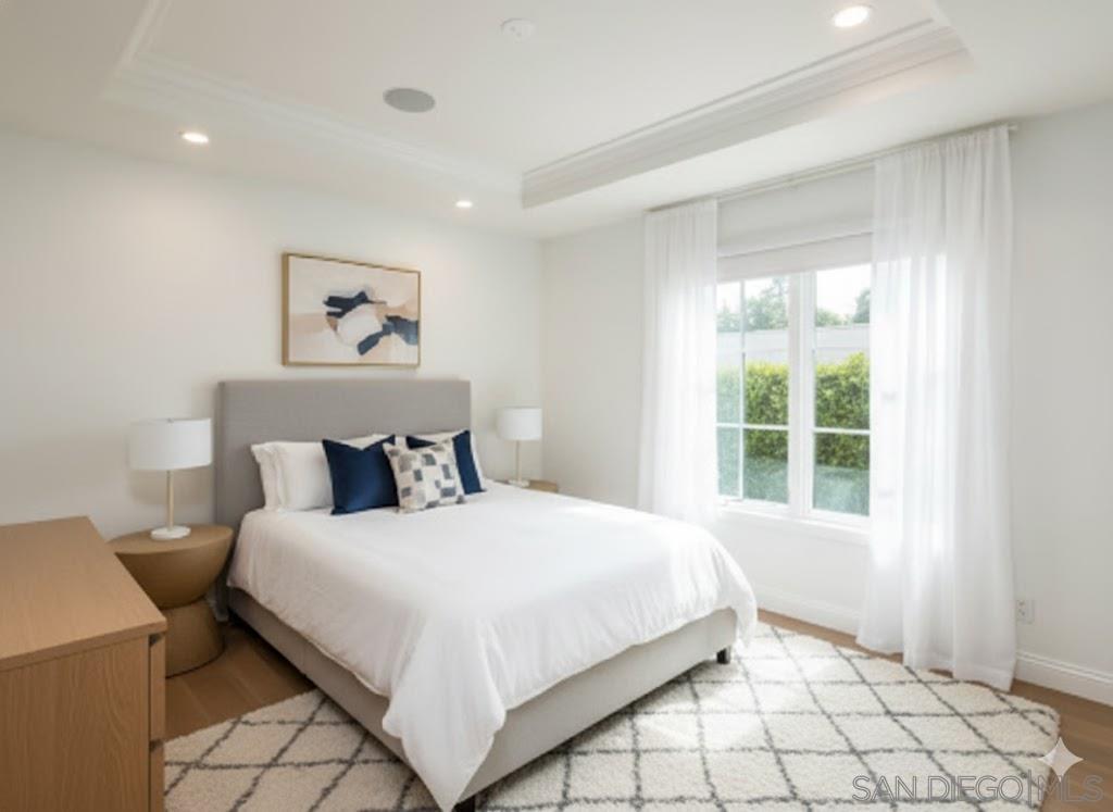 Detail Gallery Image 35 of 48 For 1879  Tahiti Drive, Costa Mesa,  CA 92626 - 4 Beds | 3/1 Baths