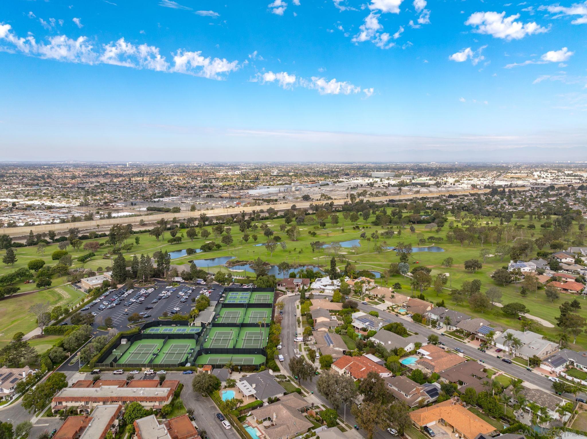 Detail Gallery Image 43 of 45 For 1879  Tahiti Drive, Costa Mesa,  CA 92626 - 4 Beds | 3/1 Baths