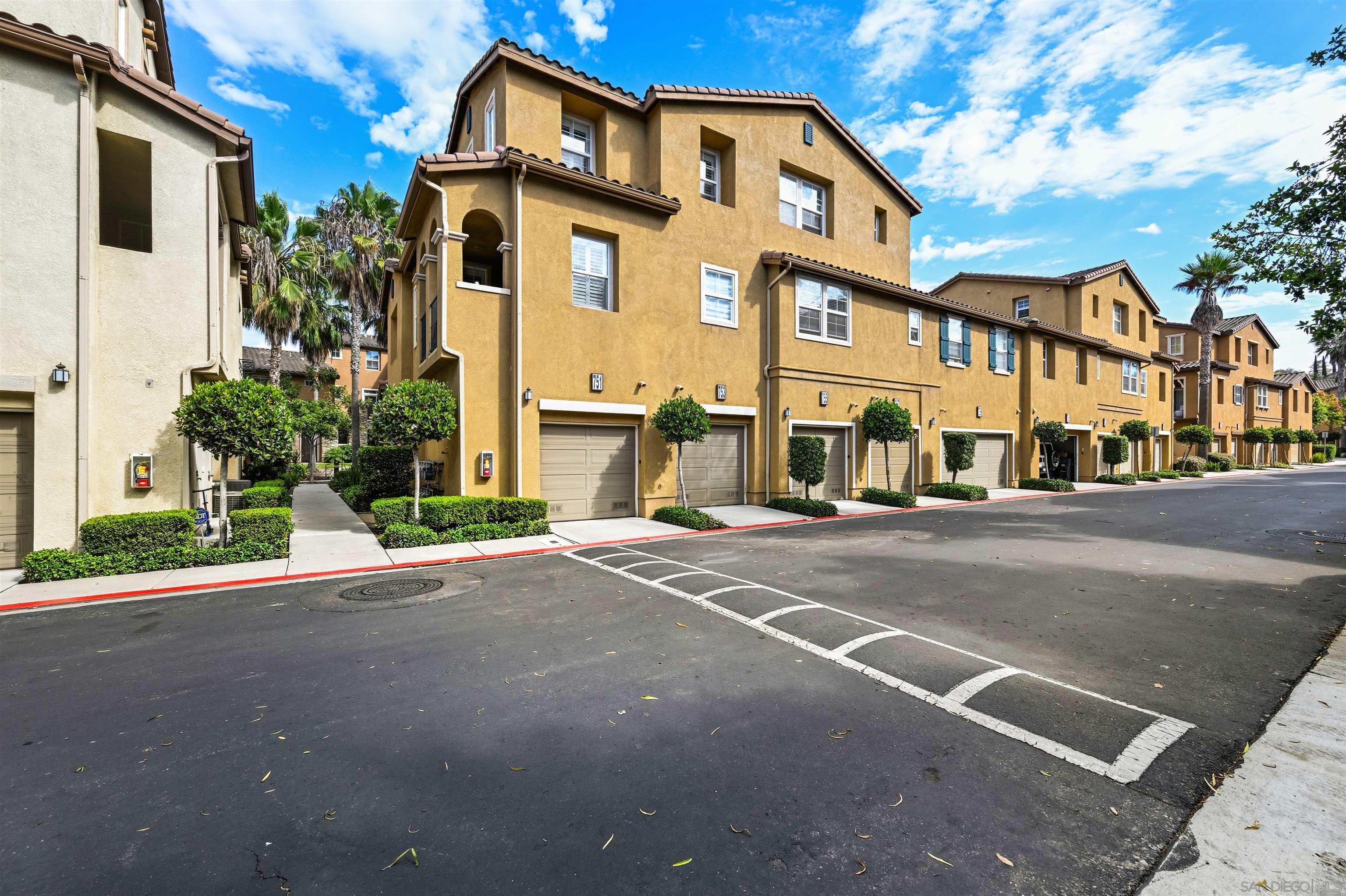 Front Image Thumbnail for SD250041424