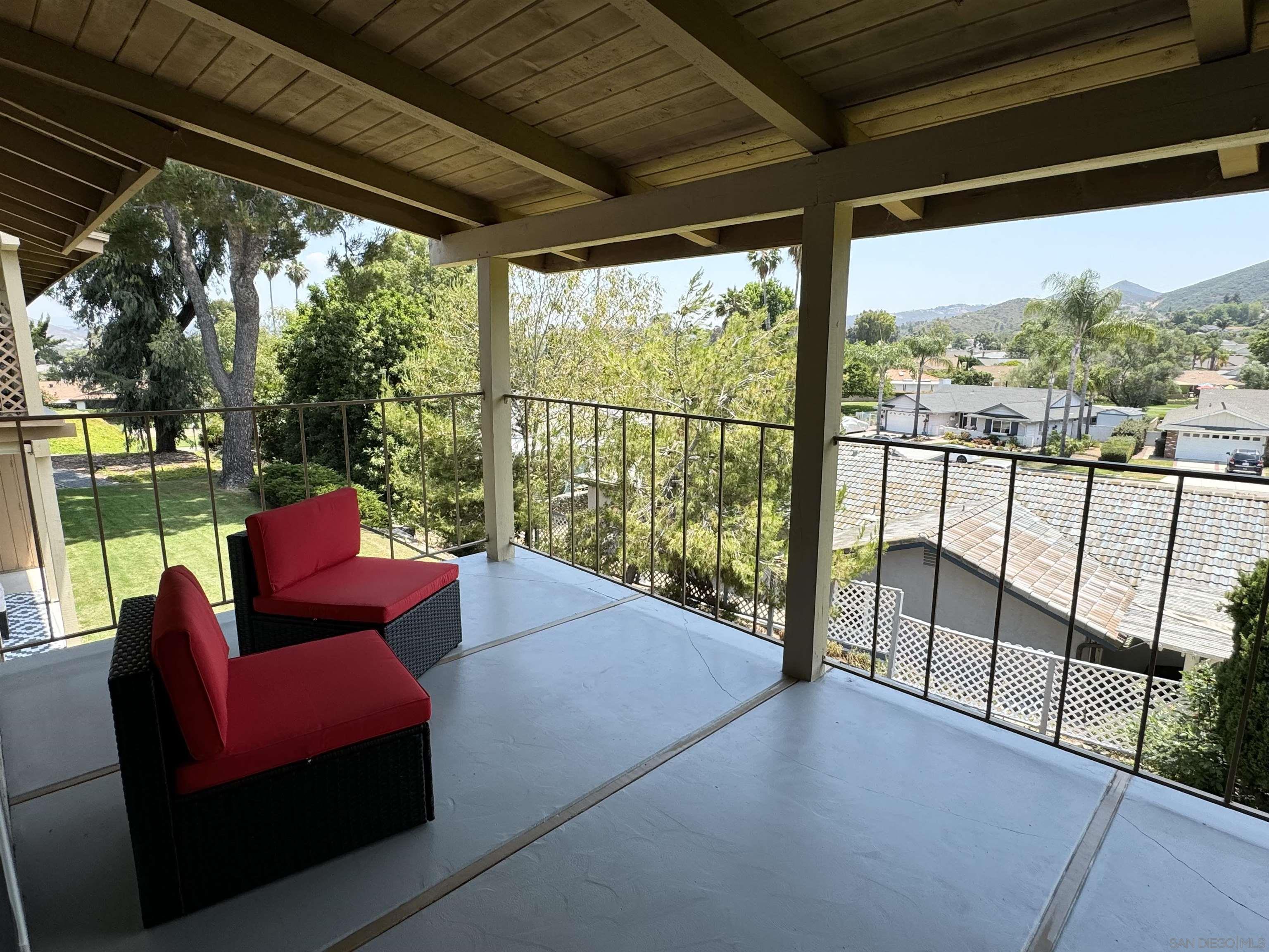 Detail Gallery Image 19 of 21 For 1858  Fairway Circle, San Marcos,  CA 92078 - 2 Beds | 2 Baths