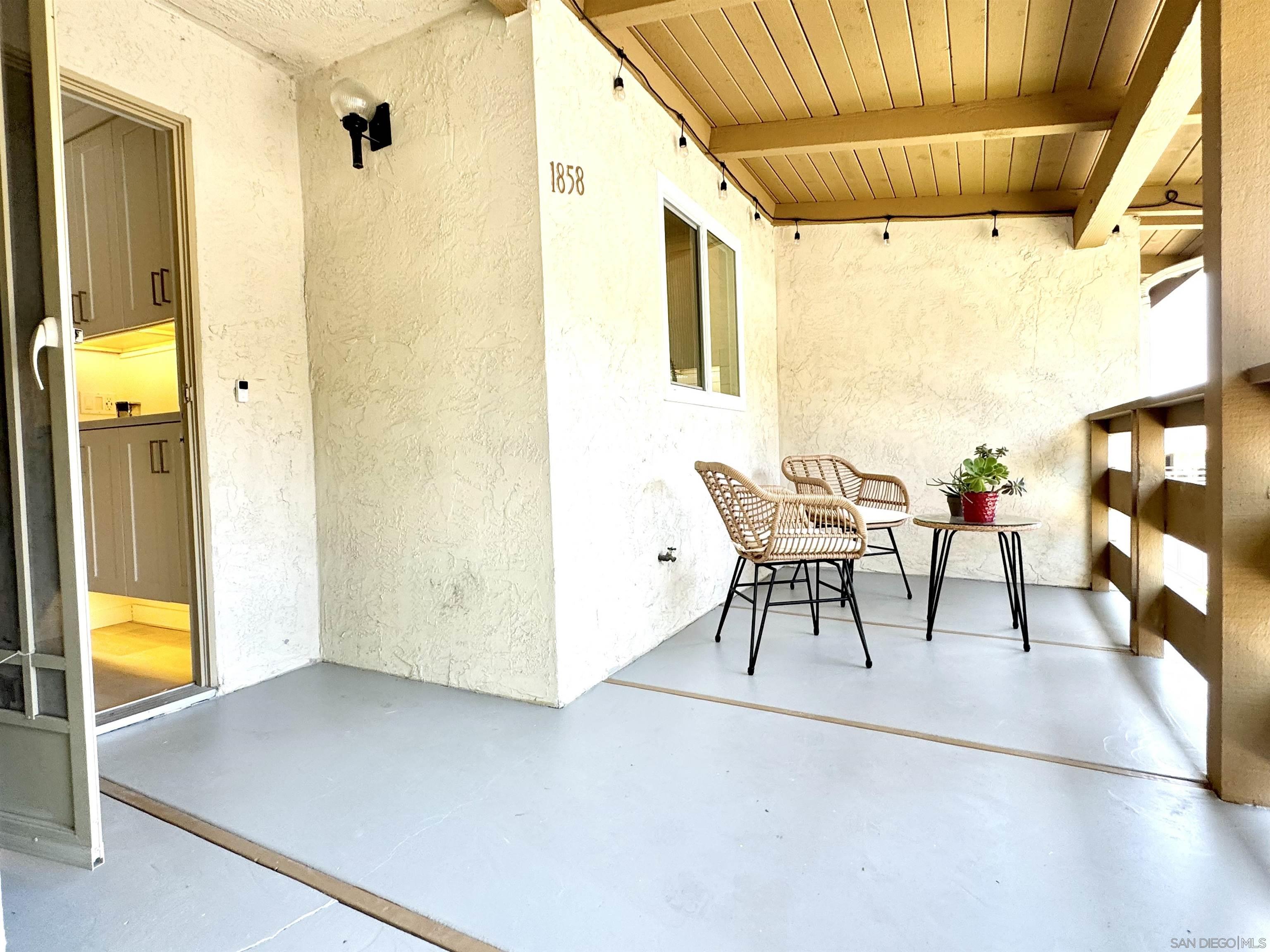 Detail Gallery Image 21 of 21 For 1858  Fairway Circle, San Marcos,  CA 92078 - 2 Beds | 2 Baths