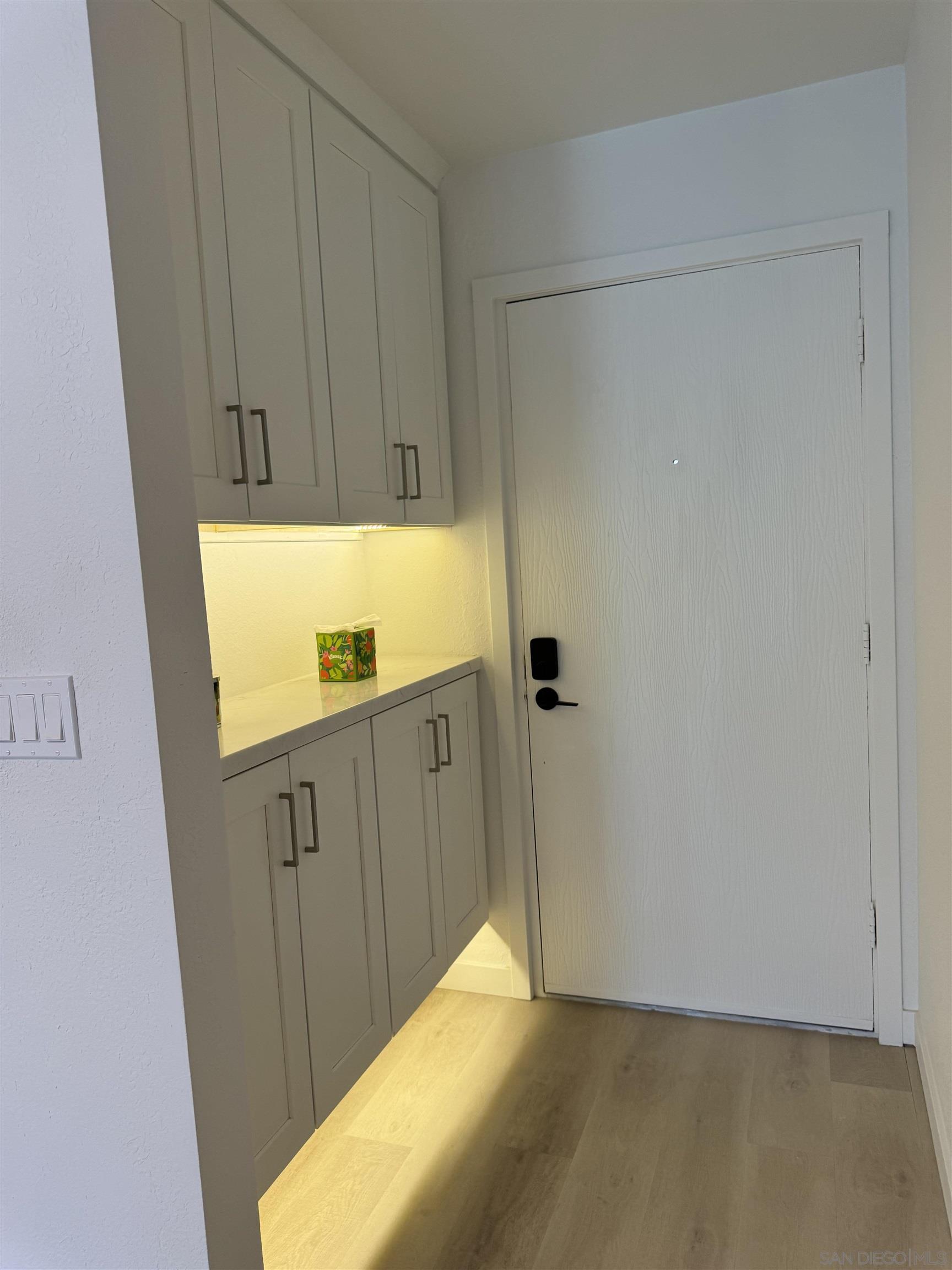 Detail Gallery Image 6 of 21 For 1858  Fairway Circle, San Marcos,  CA 92078 - 2 Beds | 2 Baths