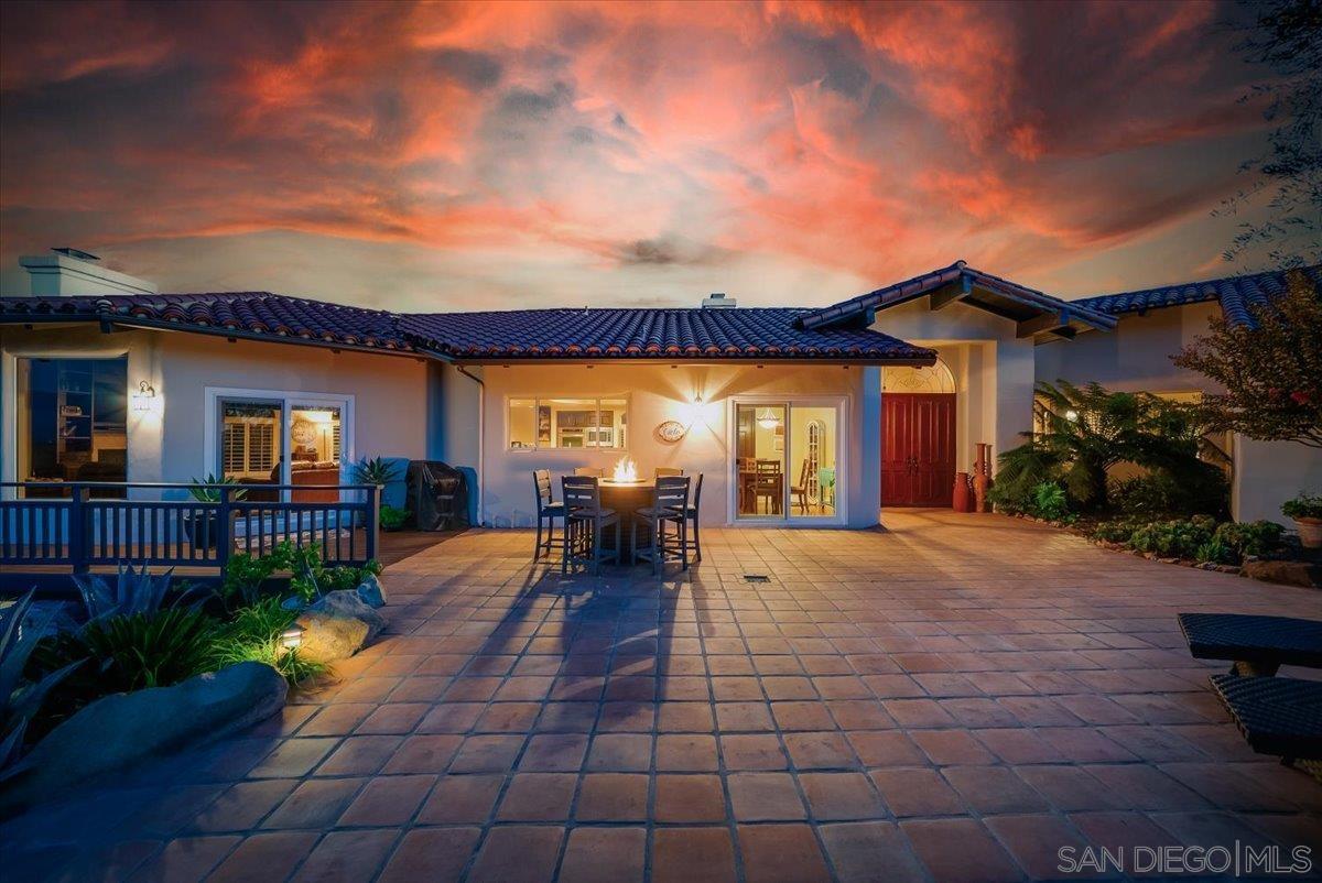 Detail Gallery Image 11 of 70 For 14193  Ridge Canyon Road, Valley Center,  CA 92082 - 4 Beds | 3 Baths