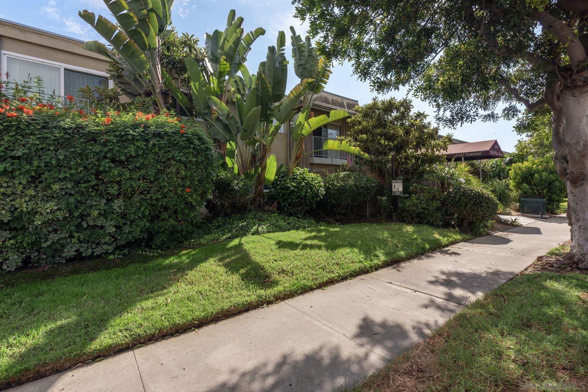 Detail Gallery Image 2 of 16 For 1645  Emerald St  1l, San Diego,  CA 92109 - 1 Beds | 1 Baths