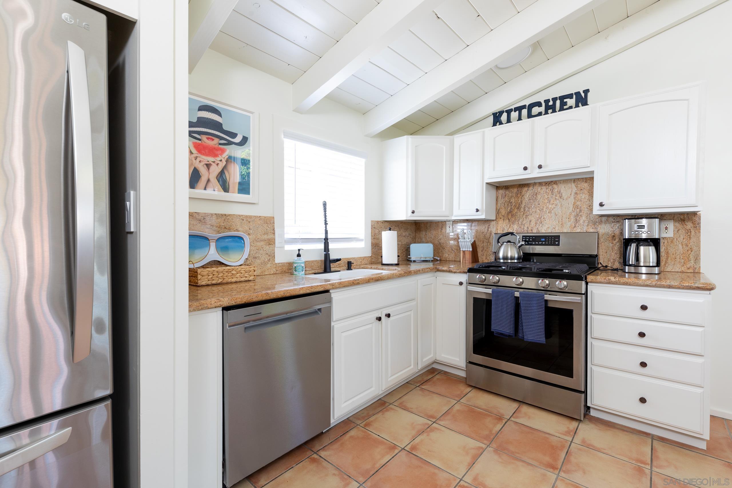 Detail Gallery Image 27 of 45 For 110  8th St, Del Mar,  CA 92014 - 5 Beds | 4 Baths