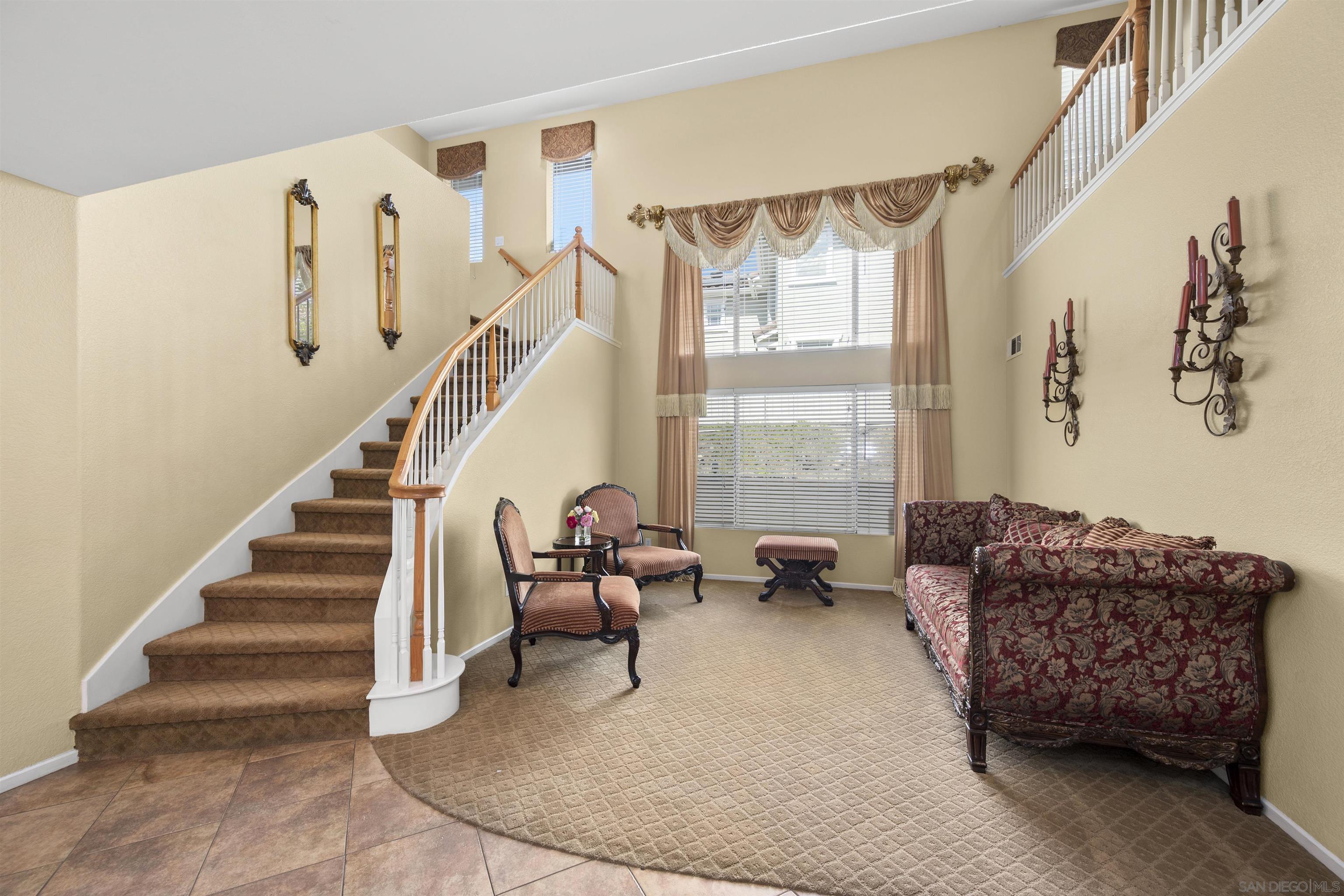 Detail Gallery Image 10 of 55 For 10145  Challenger Ct, Spring Valley,  CA 91978 - 5 Beds | 4 Baths