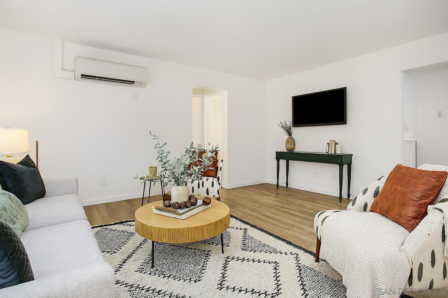 Detail Gallery Image 3 of 17 For 4032  Valeta St  #319,  San Diego,  CA 92110 - 2 Beds | 1 Baths