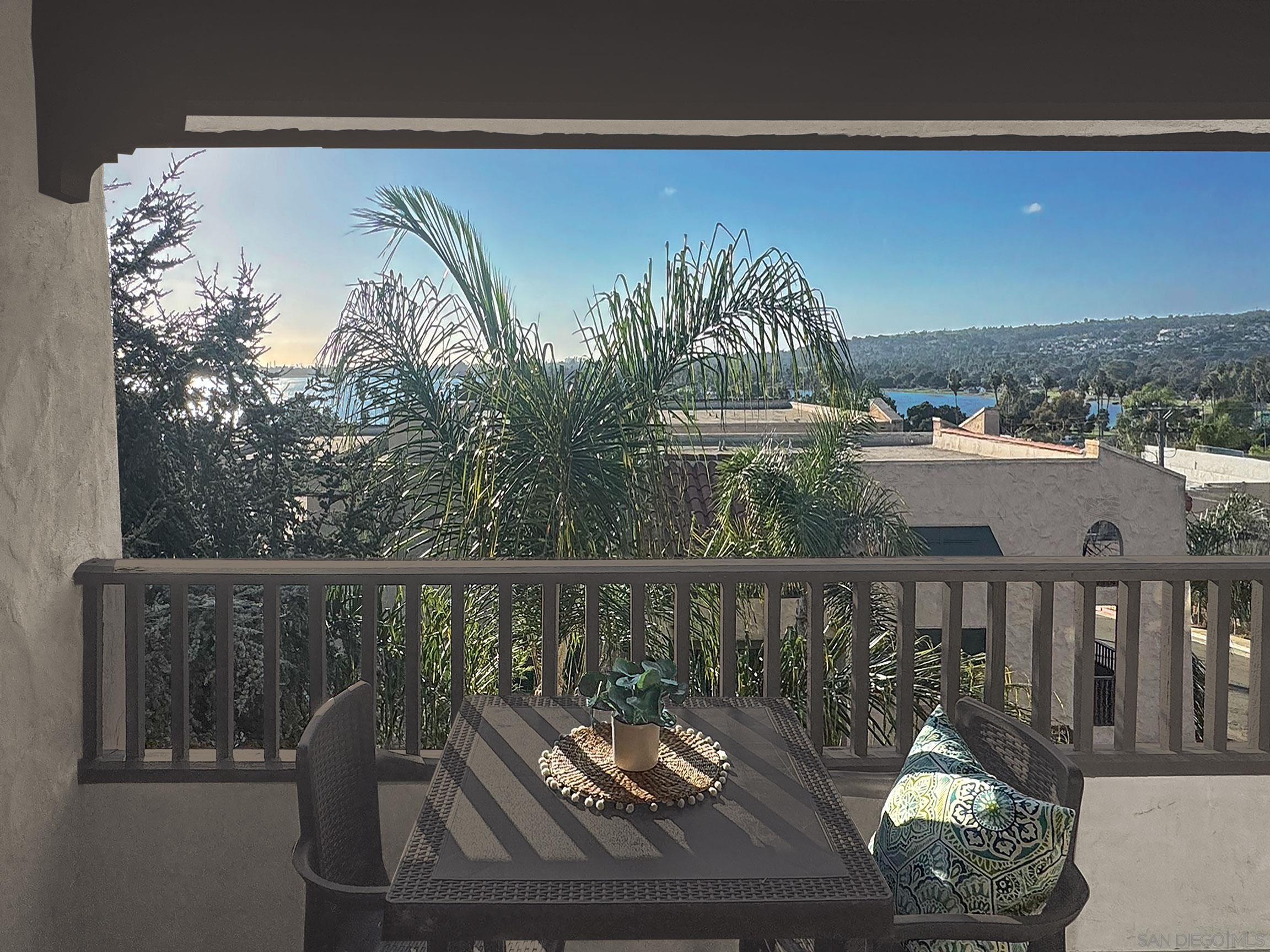 Detail Gallery Image 22 of 57 For 2514  Clairemont Drive  #306,  San Diego,  CA 92117 - 2 Beds | 2 Baths