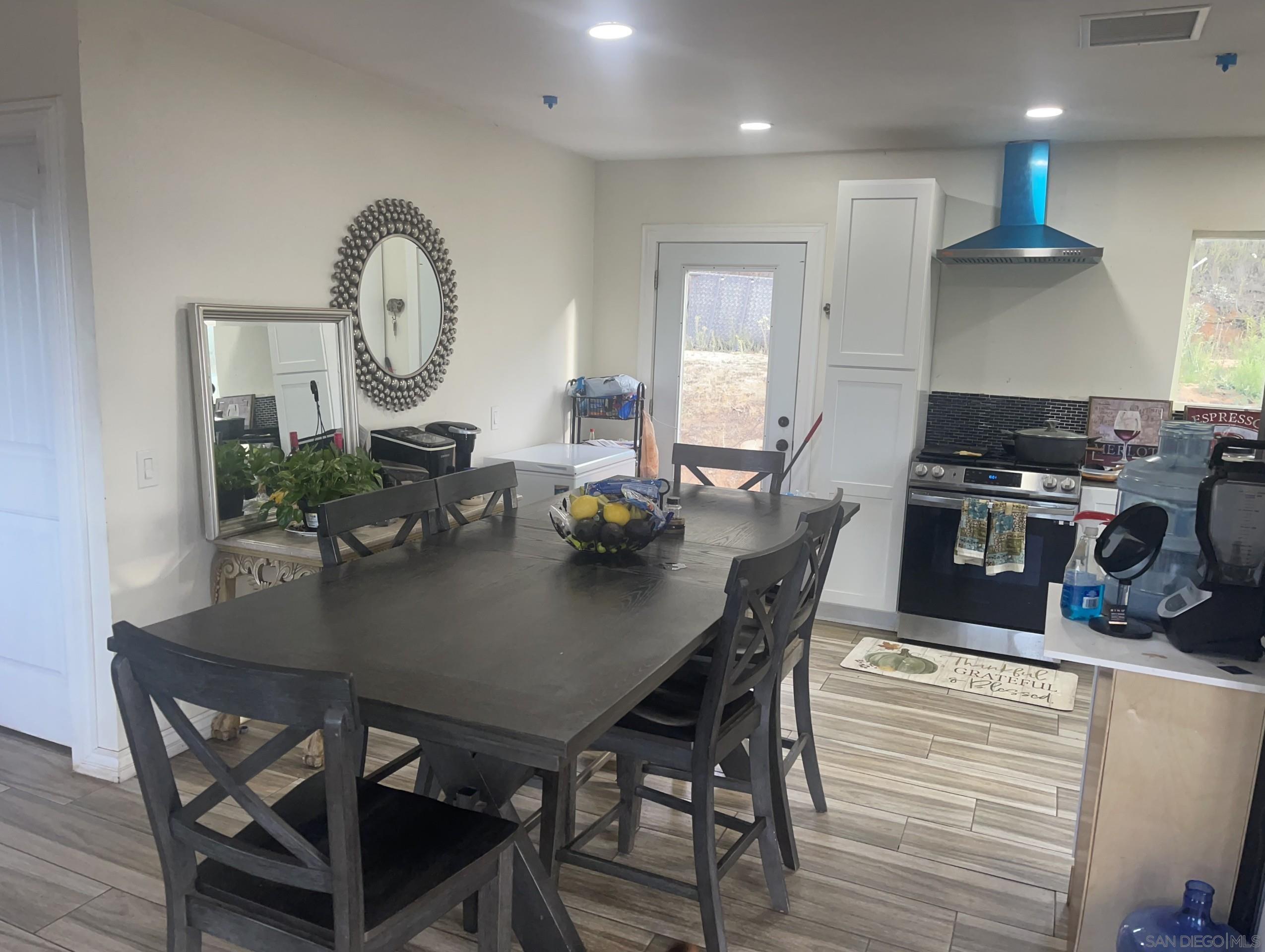 Detail Gallery Image 6 of 41 For 14683  Woods Valley, Valley Center,  CA 92082 - 2 Beds | 2 Baths