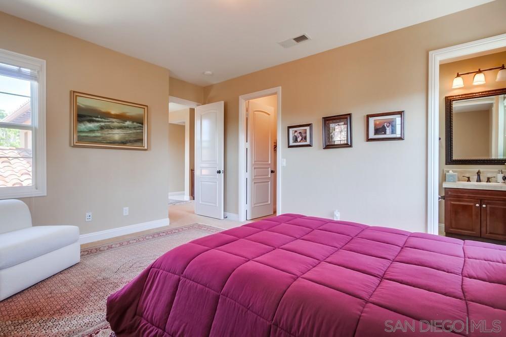 Detail Gallery Image 33 of 39 For 15609  Hayden Lake Place, San Diego,  CA 92127 - 5 Beds | 4/1 Baths
