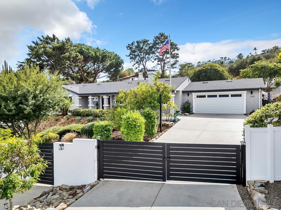 Front Image Thumbnail for SD250041488