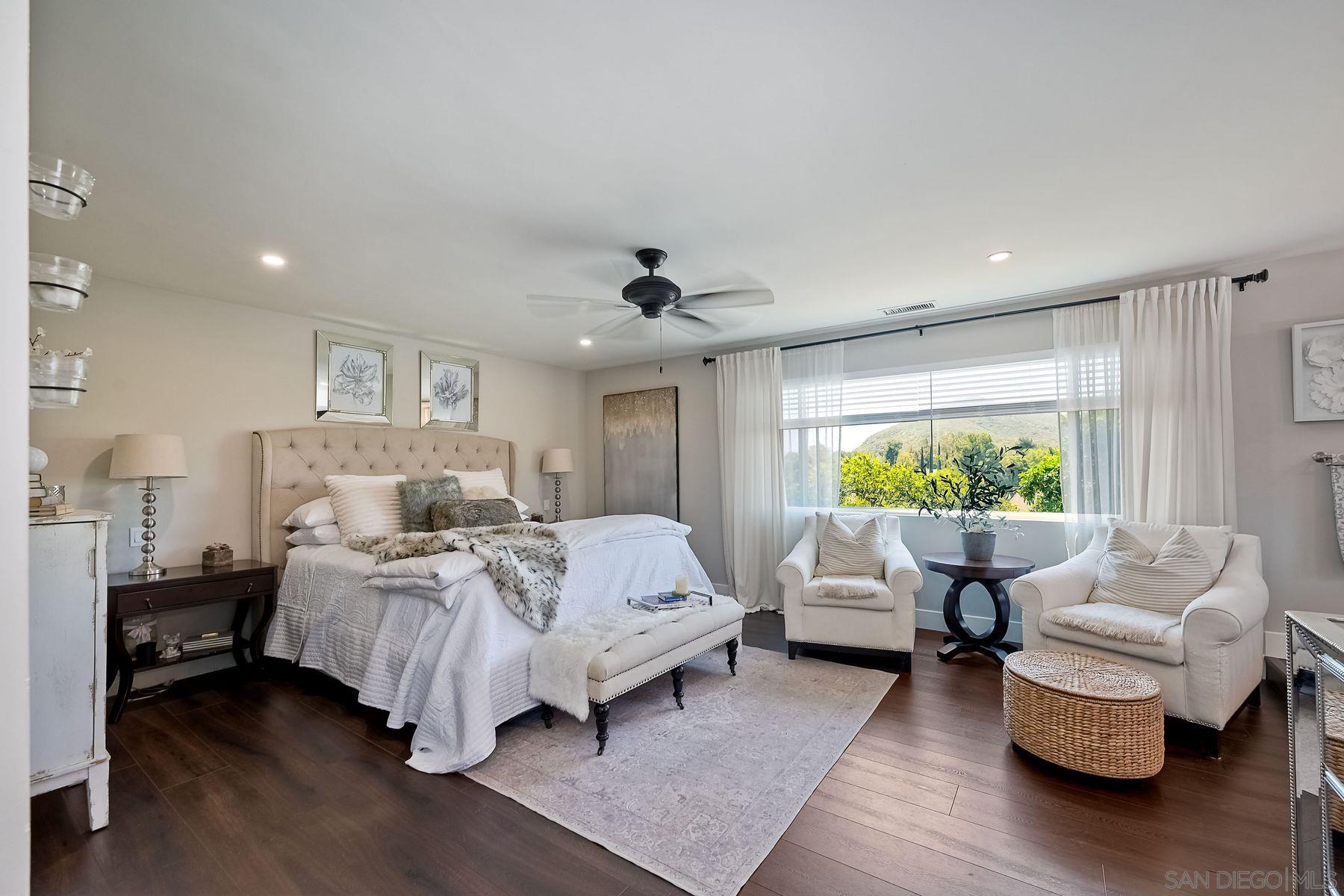 Detail Gallery Image 19 of 38 For 660  via Rancho Pkwy, Escondido,  CA 92029 - 4 Beds | 2/1 Baths