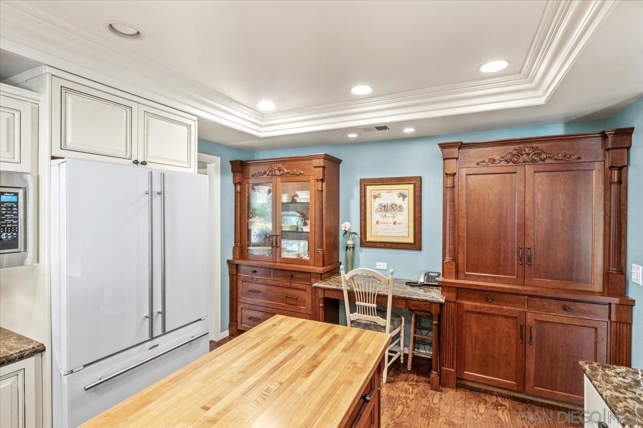 Detail Gallery Image 18 of 53 For 2927  Circle Drive, Escondido,  CA 92029 - 5 Beds | 2/1 Baths