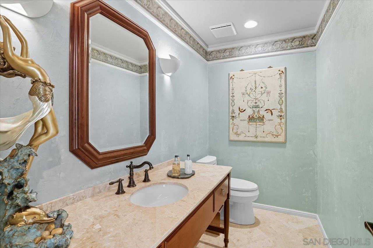 Detail Gallery Image 26 of 53 For 2927  Circle Drive, Escondido,  CA 92029 - 5 Beds | 2/1 Baths