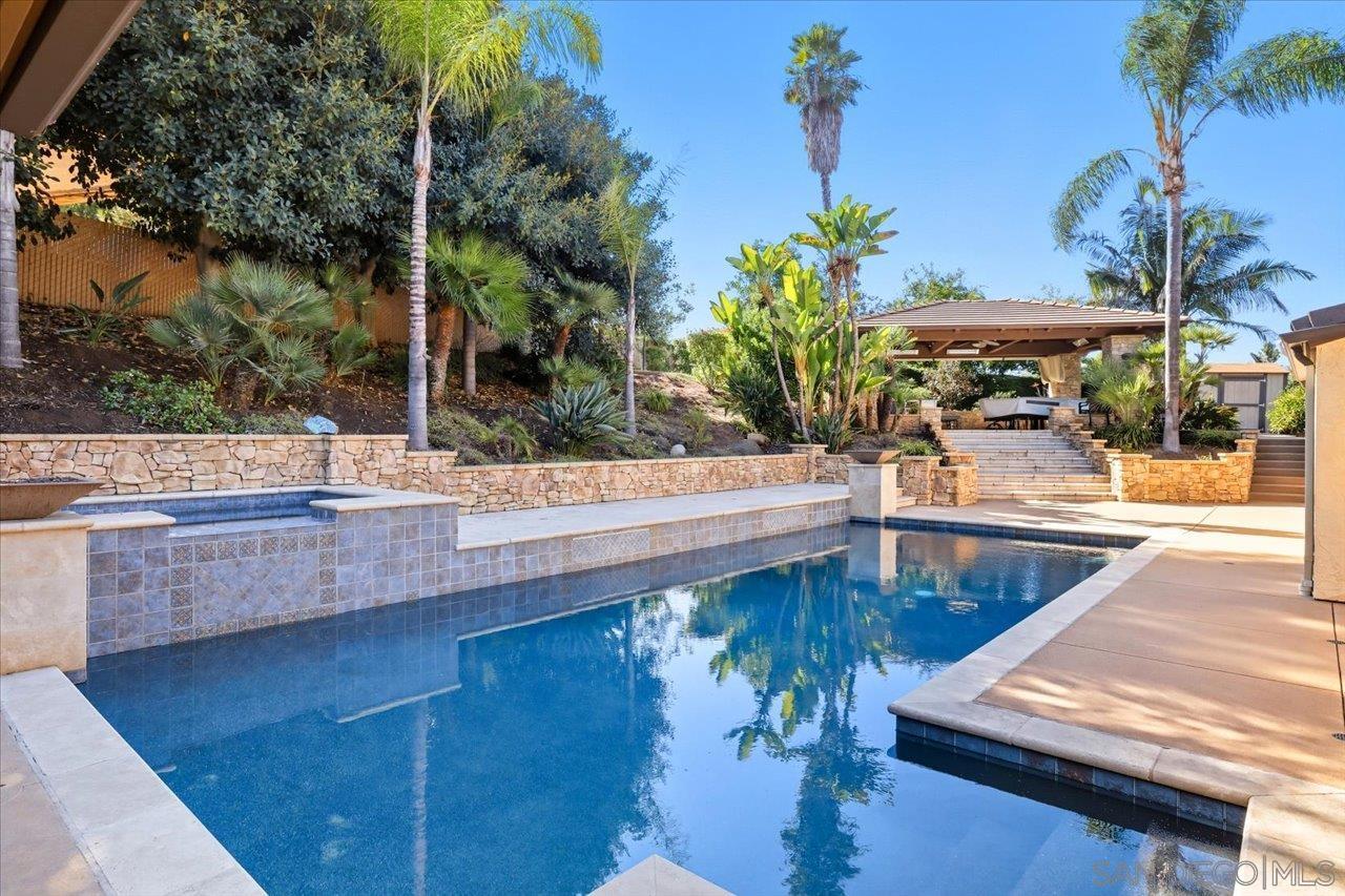 Detail Gallery Image 39 of 53 For 2927  Circle Drive, Escondido,  CA 92029 - 5 Beds | 2/1 Baths