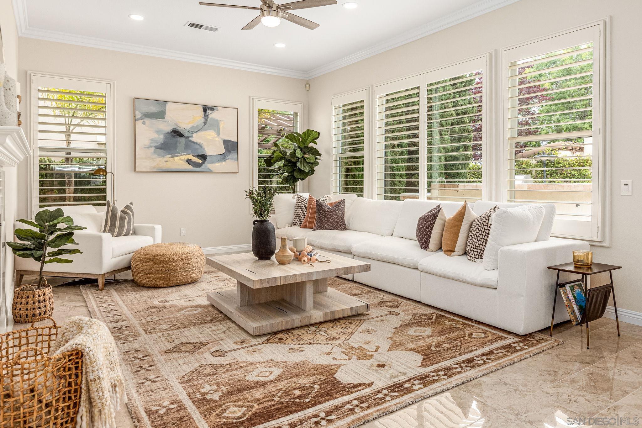 Detail Gallery Image 14 of 43 For 5582  Valerio Trl, San Diego,  CA 92130 - 5 Beds | 3/1 Baths