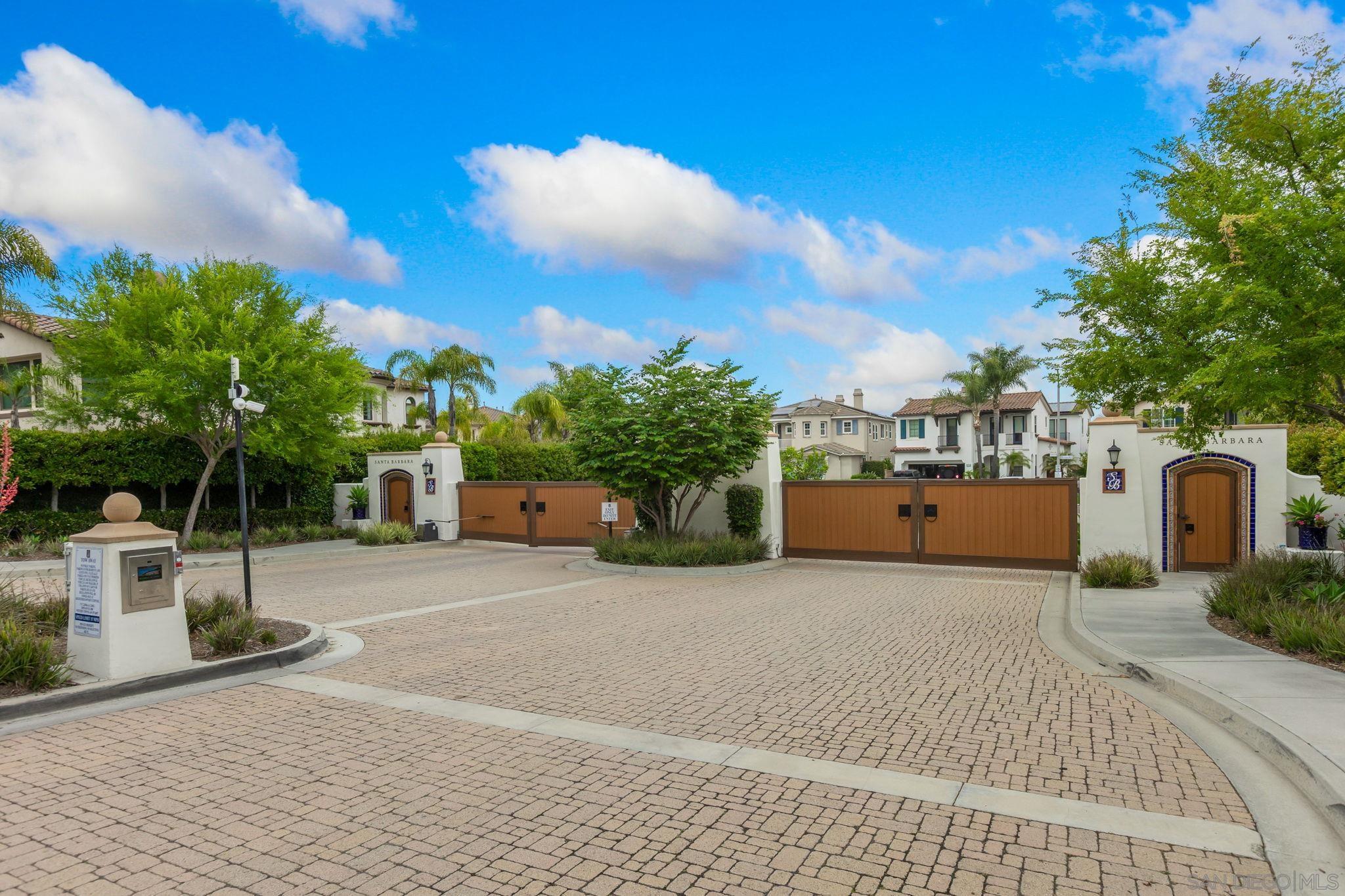 Detail Gallery Image 34 of 43 For 5582  Valerio Trl, San Diego,  CA 92130 - 5 Beds | 3/1 Baths