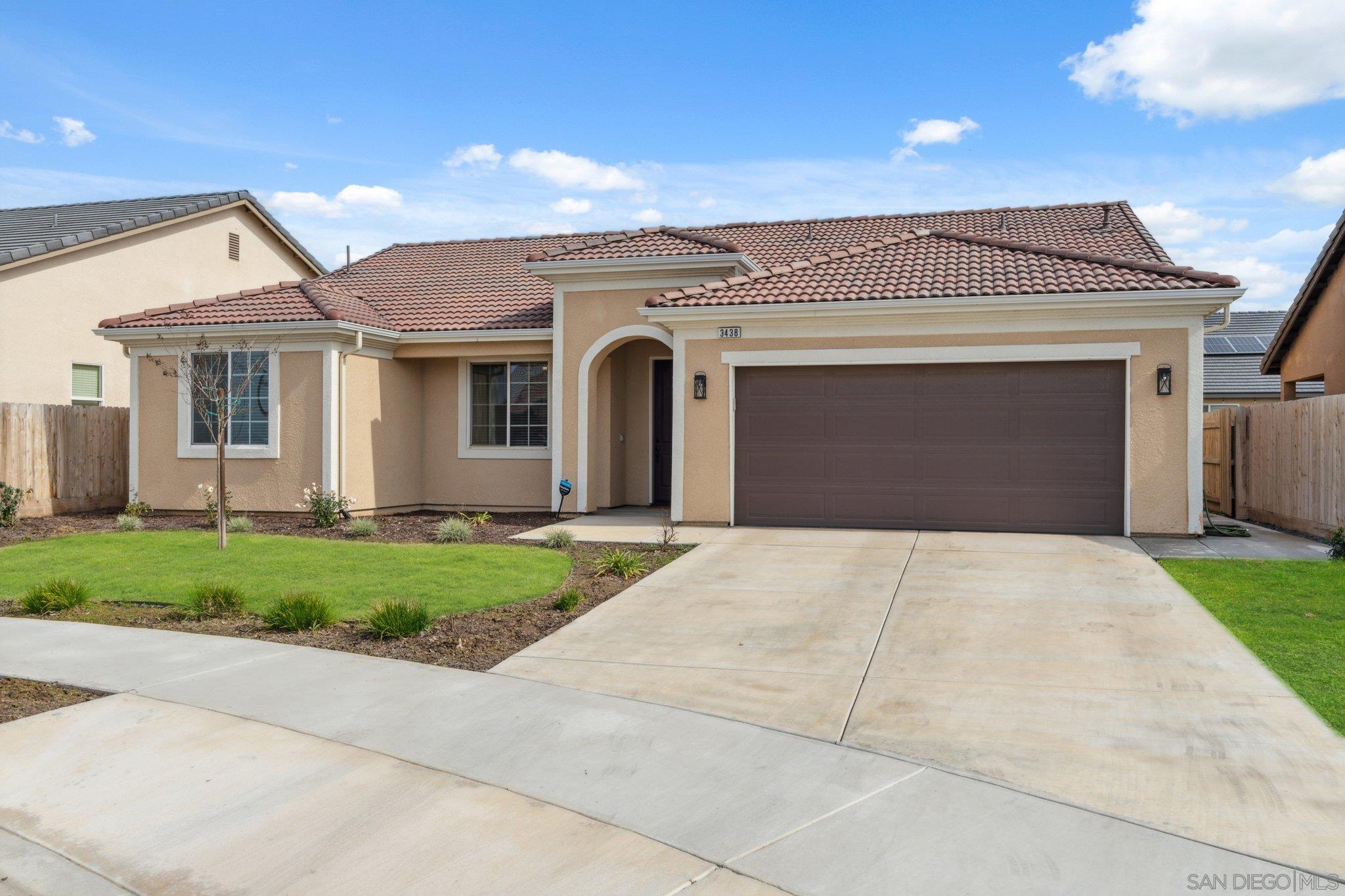 Front Image Thumbnail for SD250041496