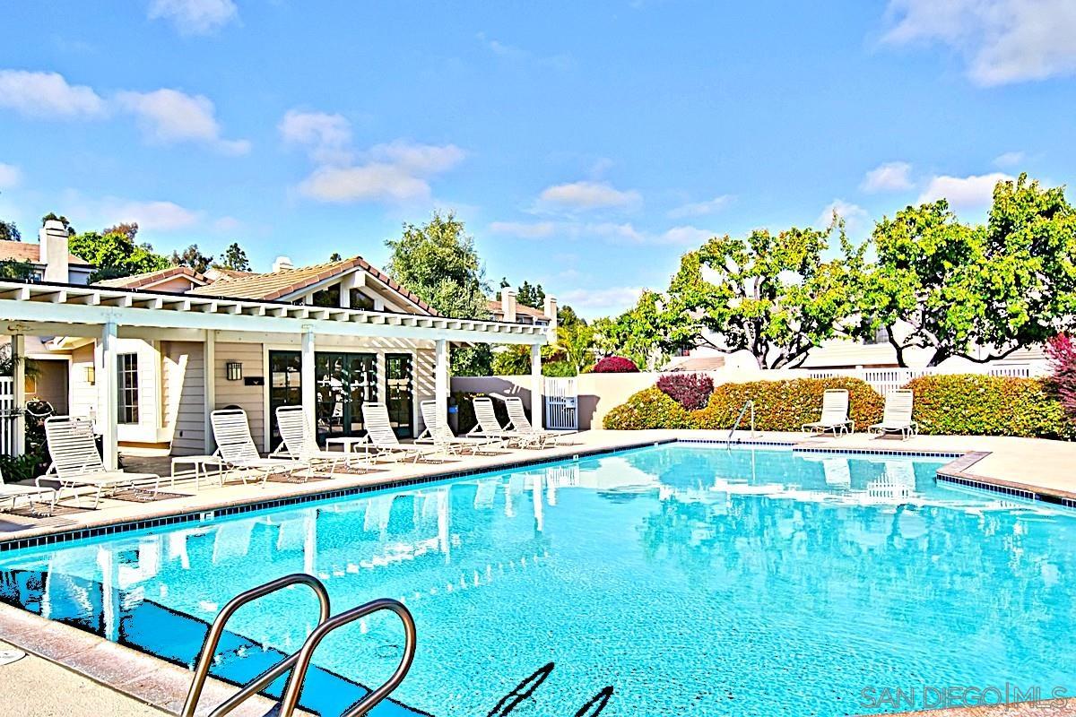 Detail Gallery Image 13 of 15 For 3949  Caminito Del Mar Surf, San Diego,  CA 92130 - 3 Beds | 2/1 Baths