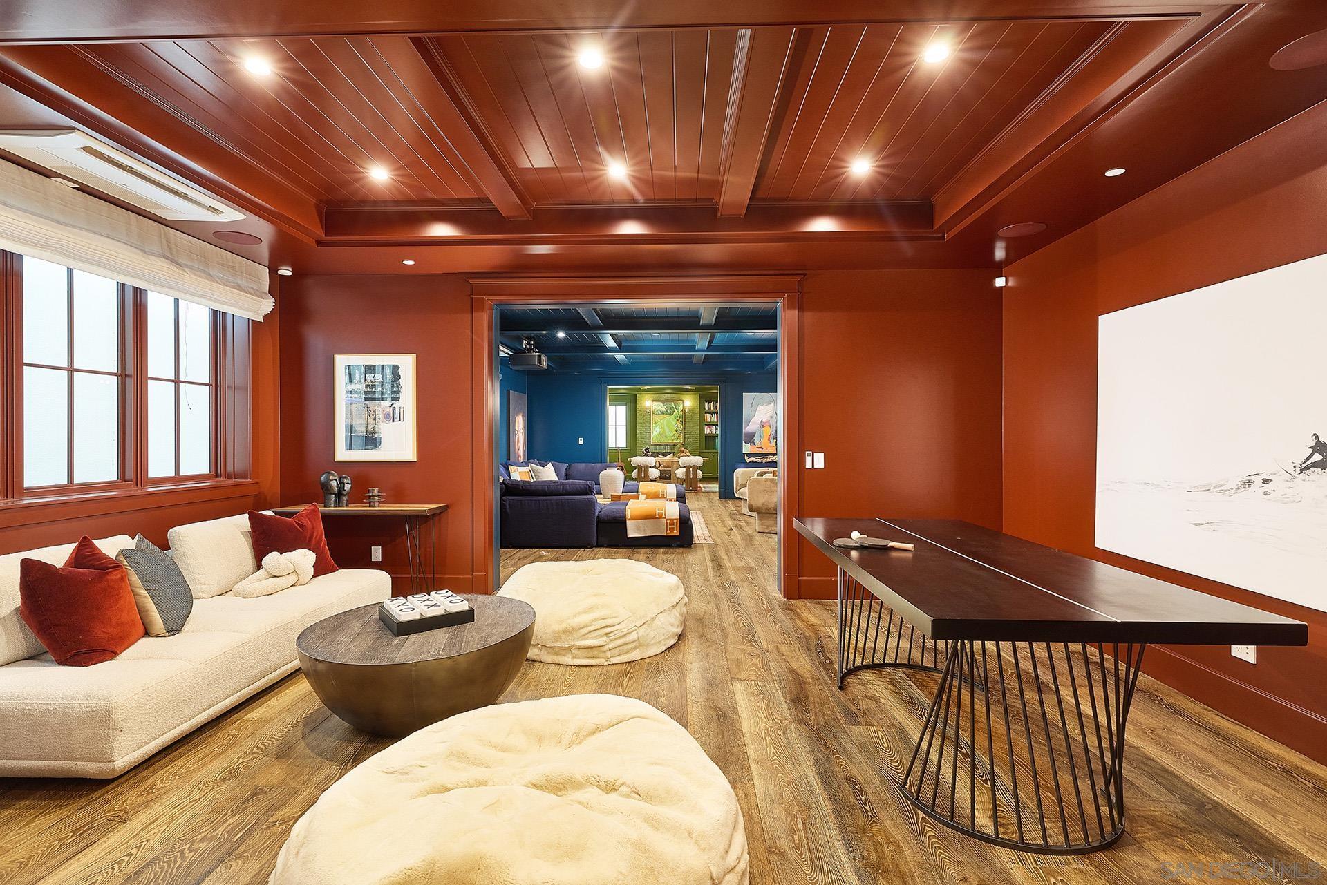 Detail Gallery Image 15 of 32 For , Del Mar,  CA 92014 - 6 Beds | 6/2 Baths