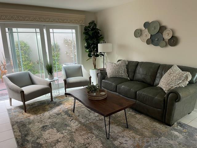 Detail Gallery Image 8 of 13 For 32  Catspaw Cape, Coronado,  CA 92118 - 5 Beds | 3 Baths