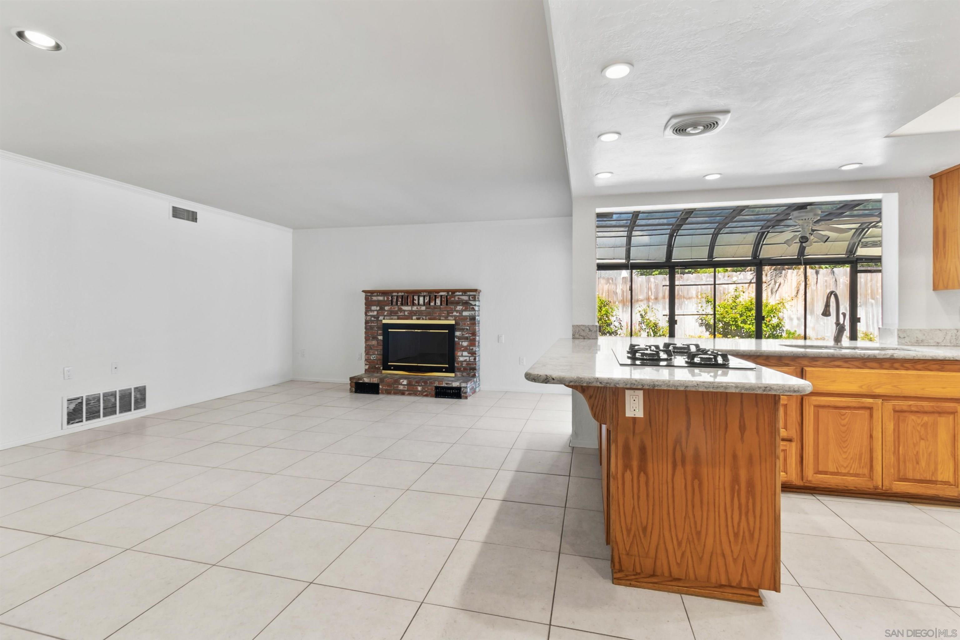 Detail Gallery Image 24 of 46 For 7214  Manzanita, Carlsbad,  CA 92009 - 4 Beds | 2 Baths