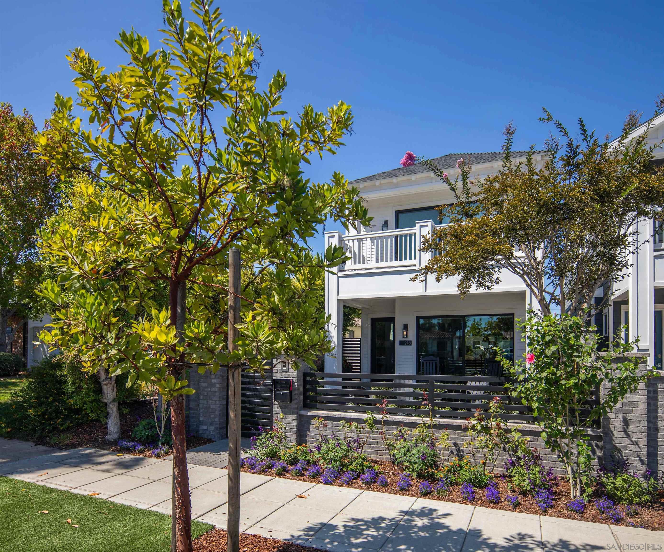 Detail Gallery Image 59 of 72 For 218  J Ave, Coronado,  CA 92118 - 3 Beds | 2/1 Baths