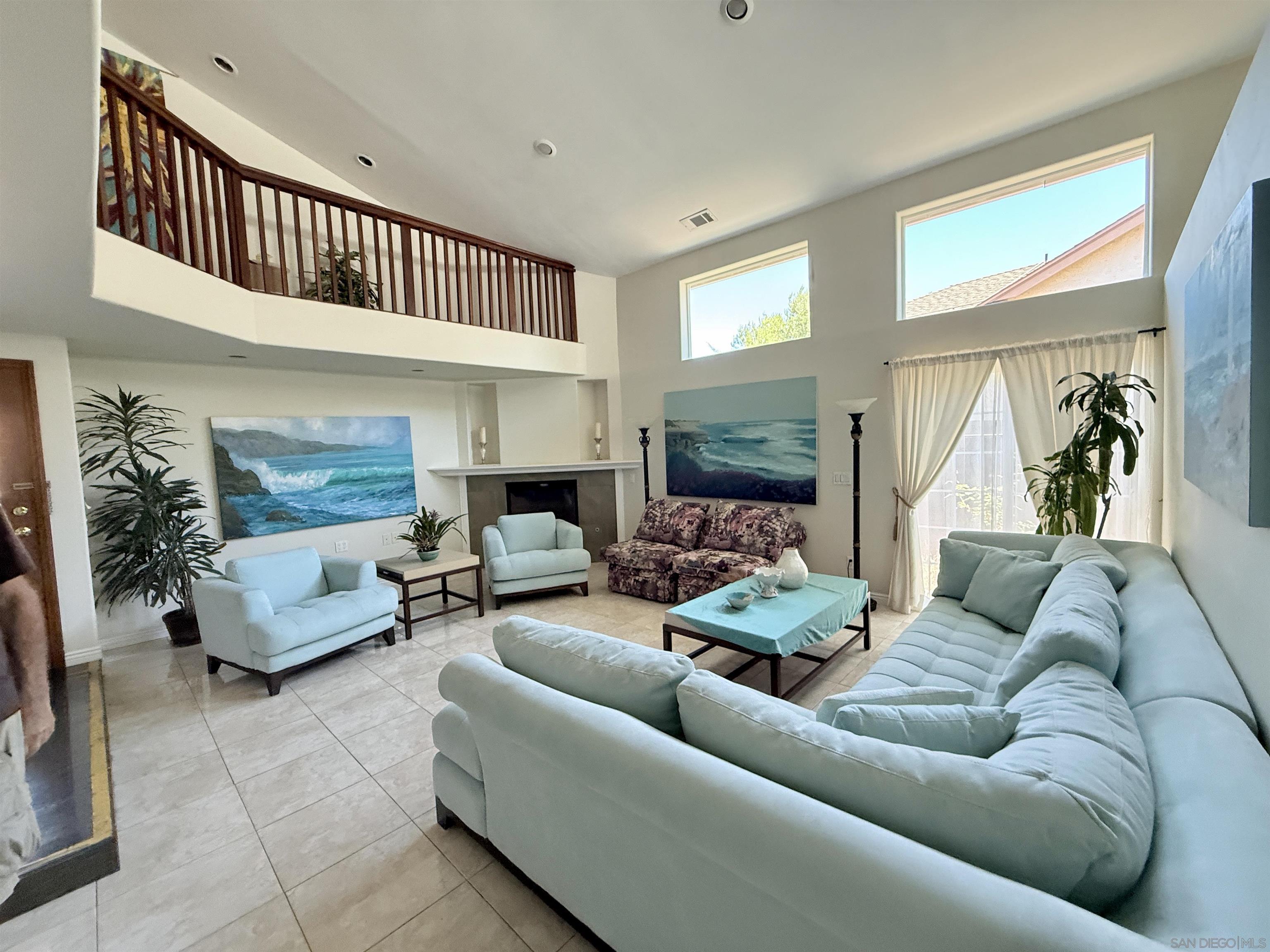 Detail Gallery Image 14 of 25 For 12665  Sundance Ave, San Diego,  CA 92129 - 7 Beds | 4 Baths