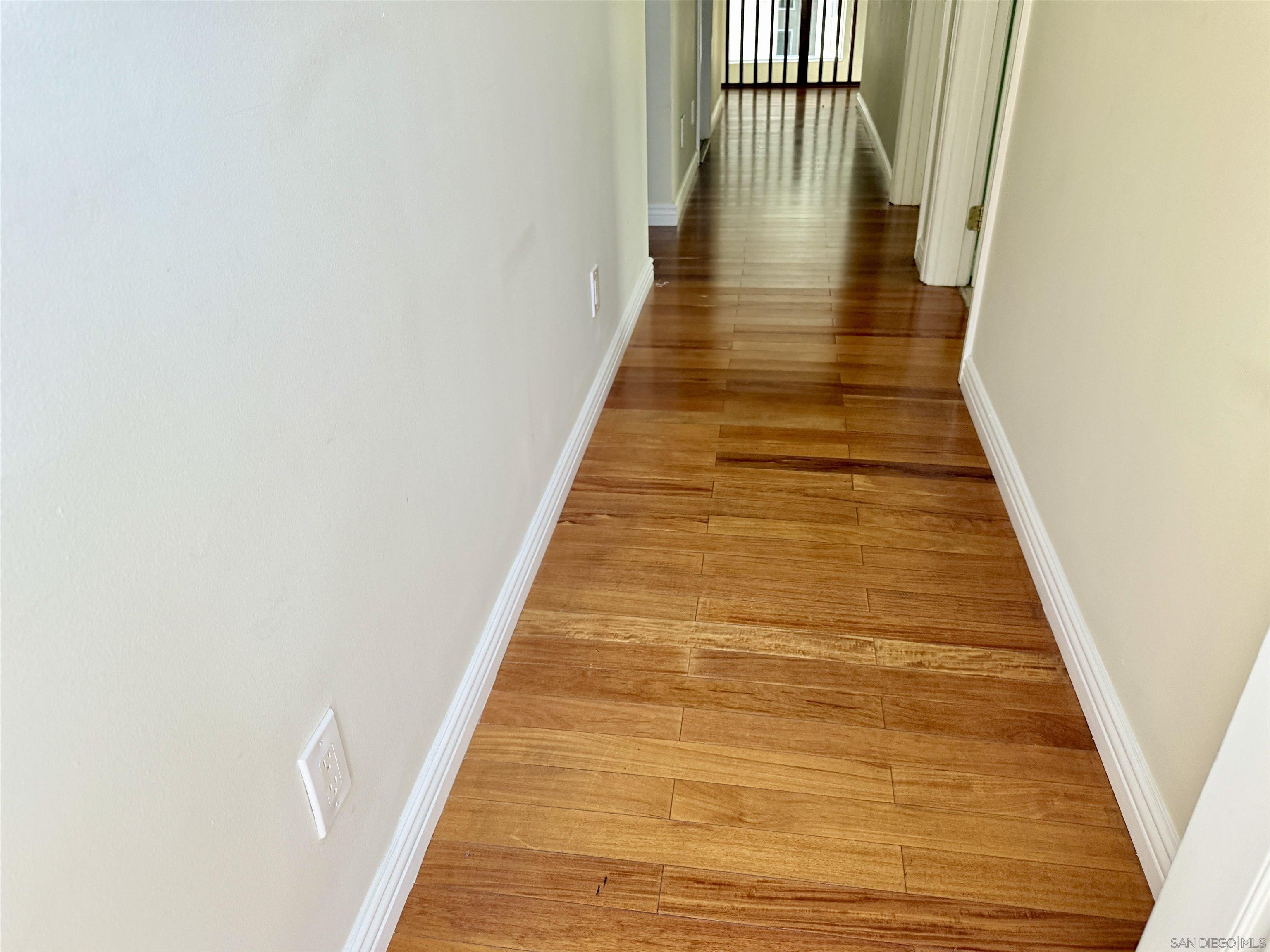 Detail Gallery Image 17 of 25 For 12665  Sundance Ave, San Diego,  CA 92129 - 7 Beds | 4 Baths