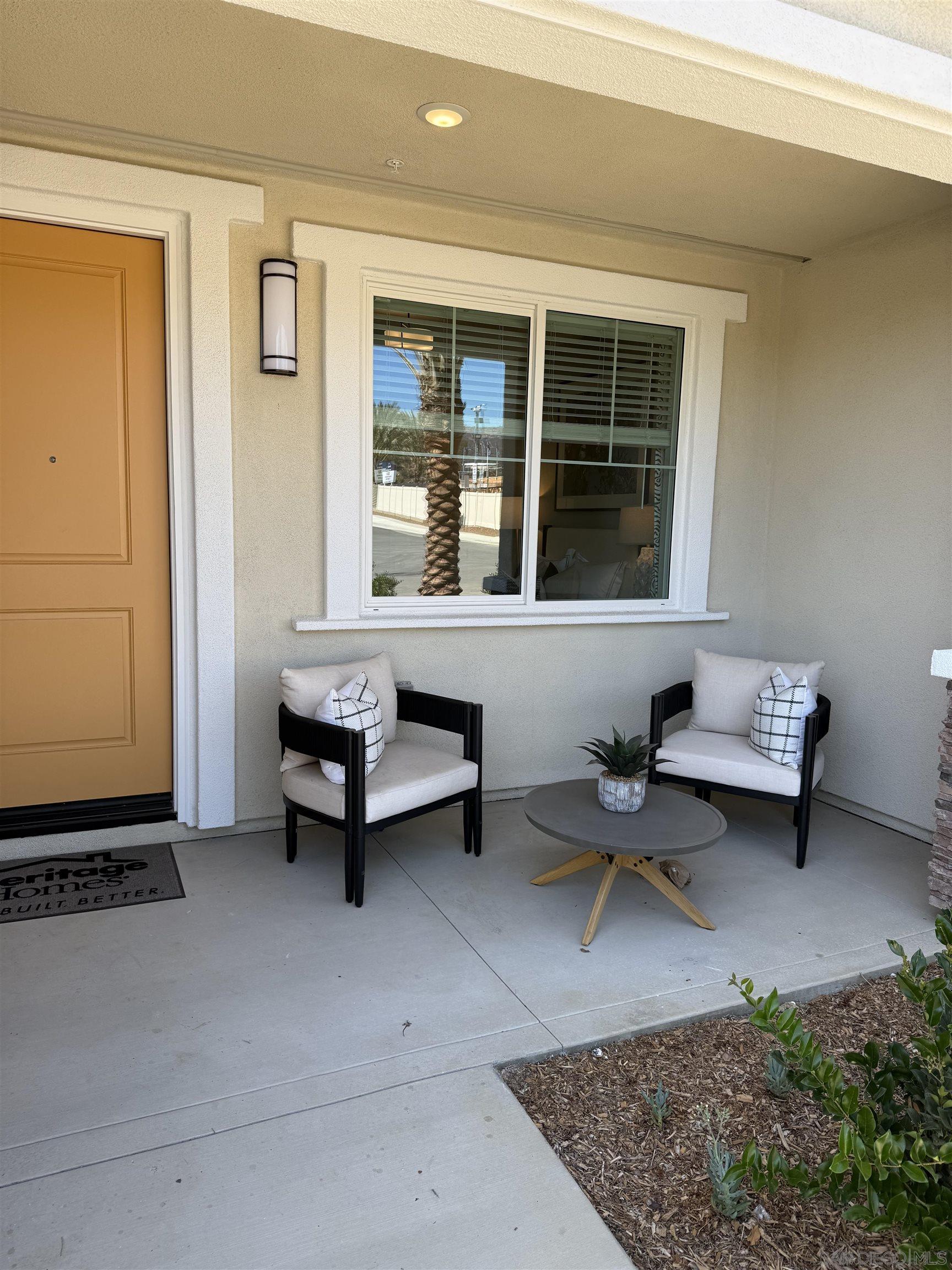 Detail Gallery Image 2 of 6 For 506  Lotus Drive, San Marcos,  CA 92069 - 3 Beds | 3/1 Baths