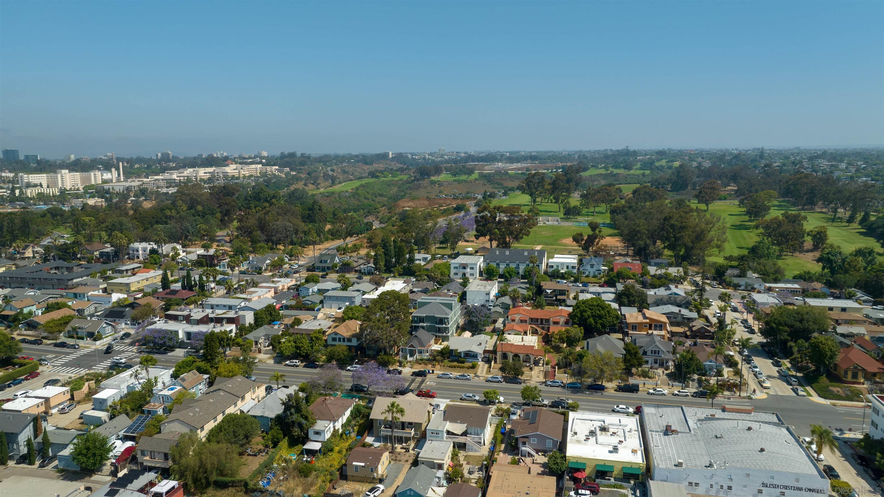 Detail Gallery Image 10 of 13 For 2650  B B Street, San Diego,  CA 92102 - – Beds | – Baths