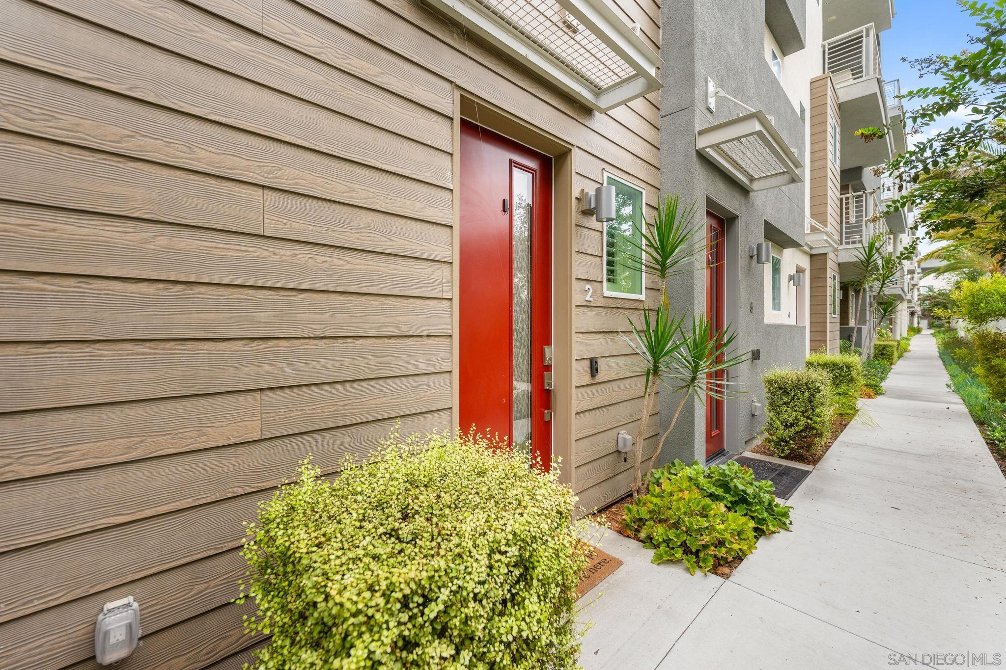 Detail Gallery Image 19 of 43 For 3001  Bravo Loop  #2,  Chula Vista,  CA 91915 - 3 Beds | 2 Baths