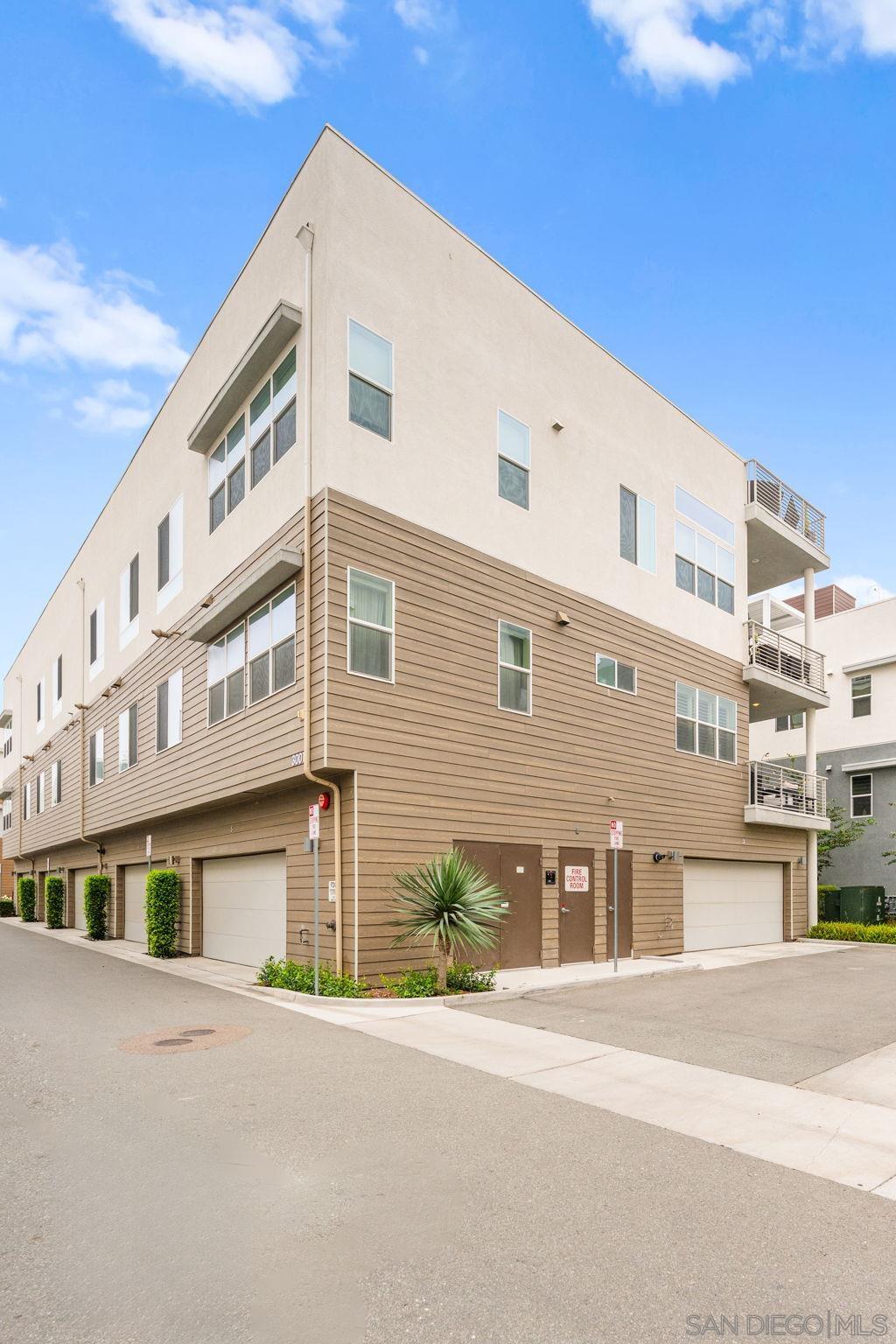 Detail Gallery Image 24 of 43 For 3001  Bravo Loop  #2,  Chula Vista,  CA 91915 - 3 Beds | 2 Baths