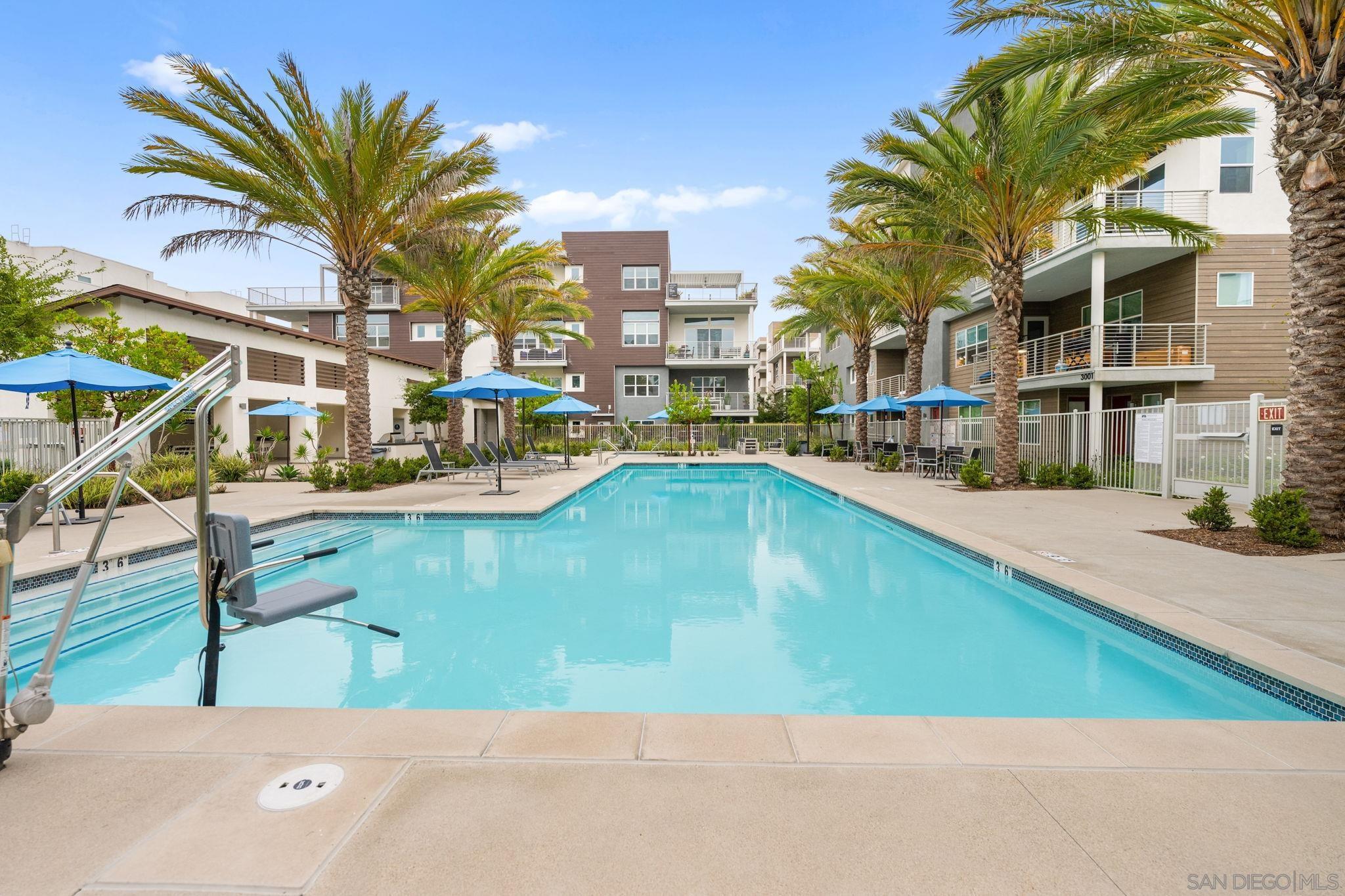 Detail Gallery Image 30 of 43 For 3001  Bravo Loop  #2,  Chula Vista,  CA 91915 - 3 Beds | 2 Baths