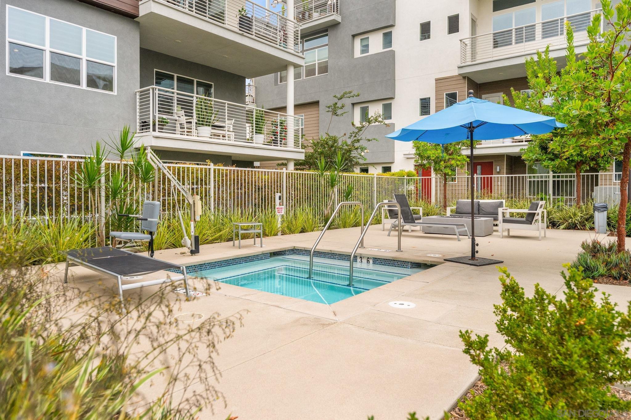 Detail Gallery Image 33 of 43 For 3001  Bravo Loop  #2,  Chula Vista,  CA 91915 - 3 Beds | 2 Baths