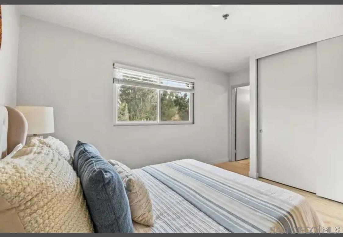 Detail Gallery Image 2 of 13 For 5377  Lake Murray, La Mesa,  CA 91942 - 1 Beds | 1/1 Baths